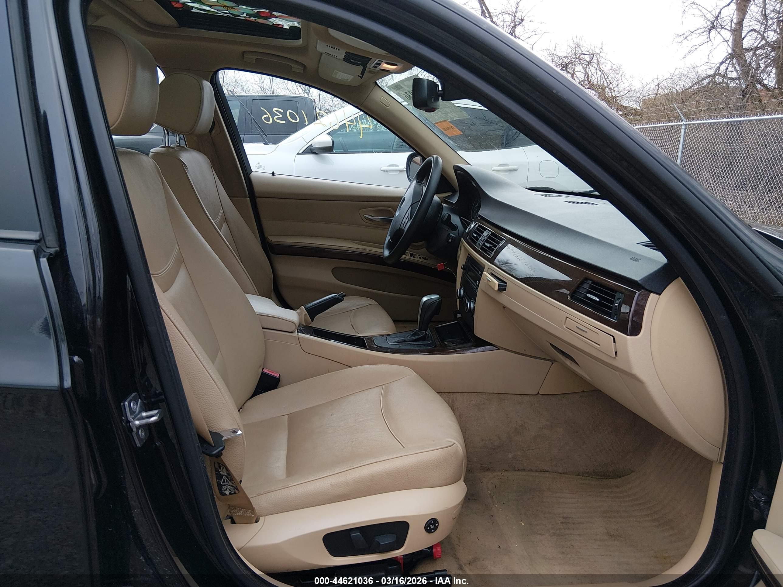 BMW 328I image 5