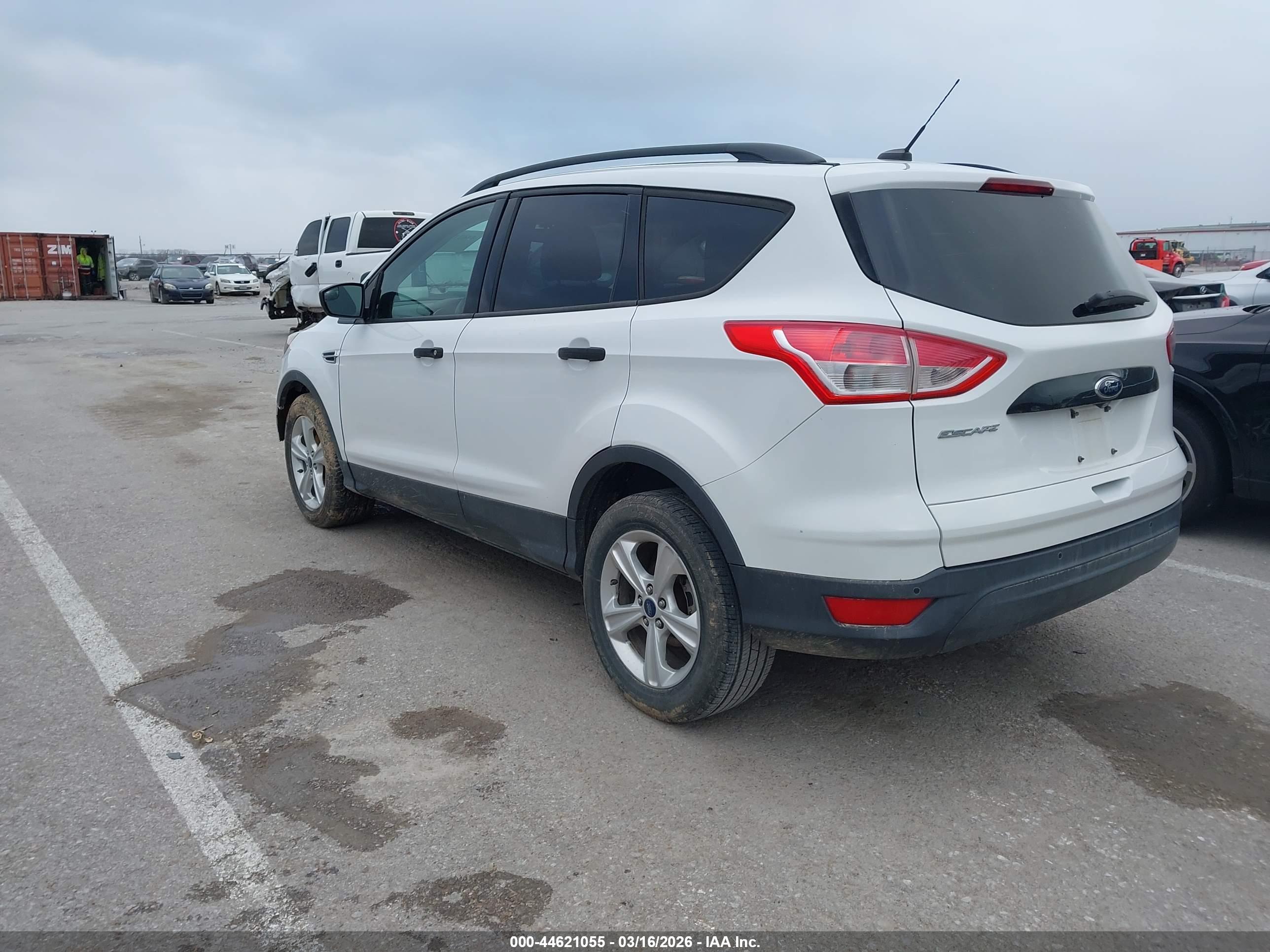 FORD ESCAPE image 3