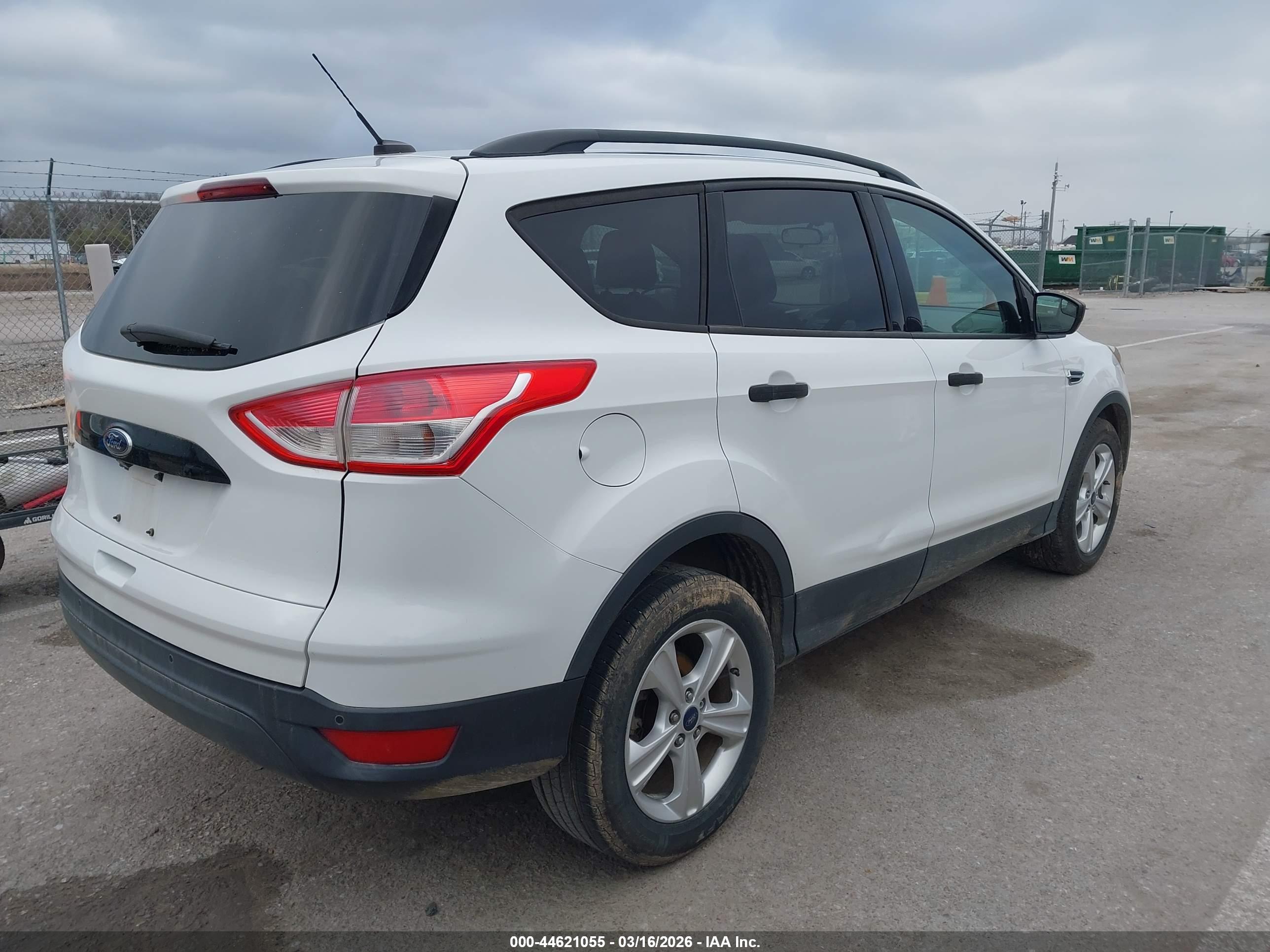 FORD ESCAPE image 4