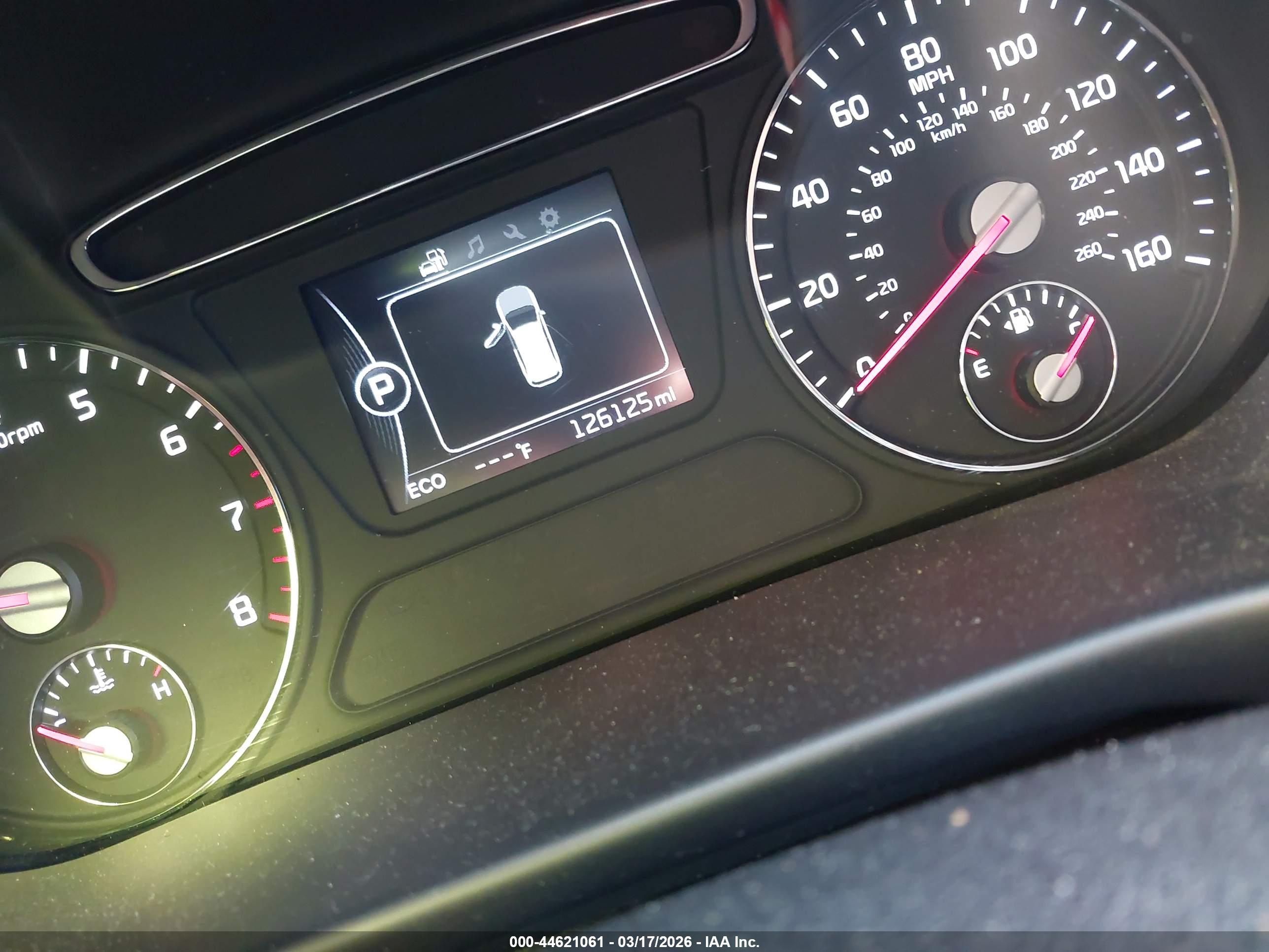 KIA SORENTO image 7
