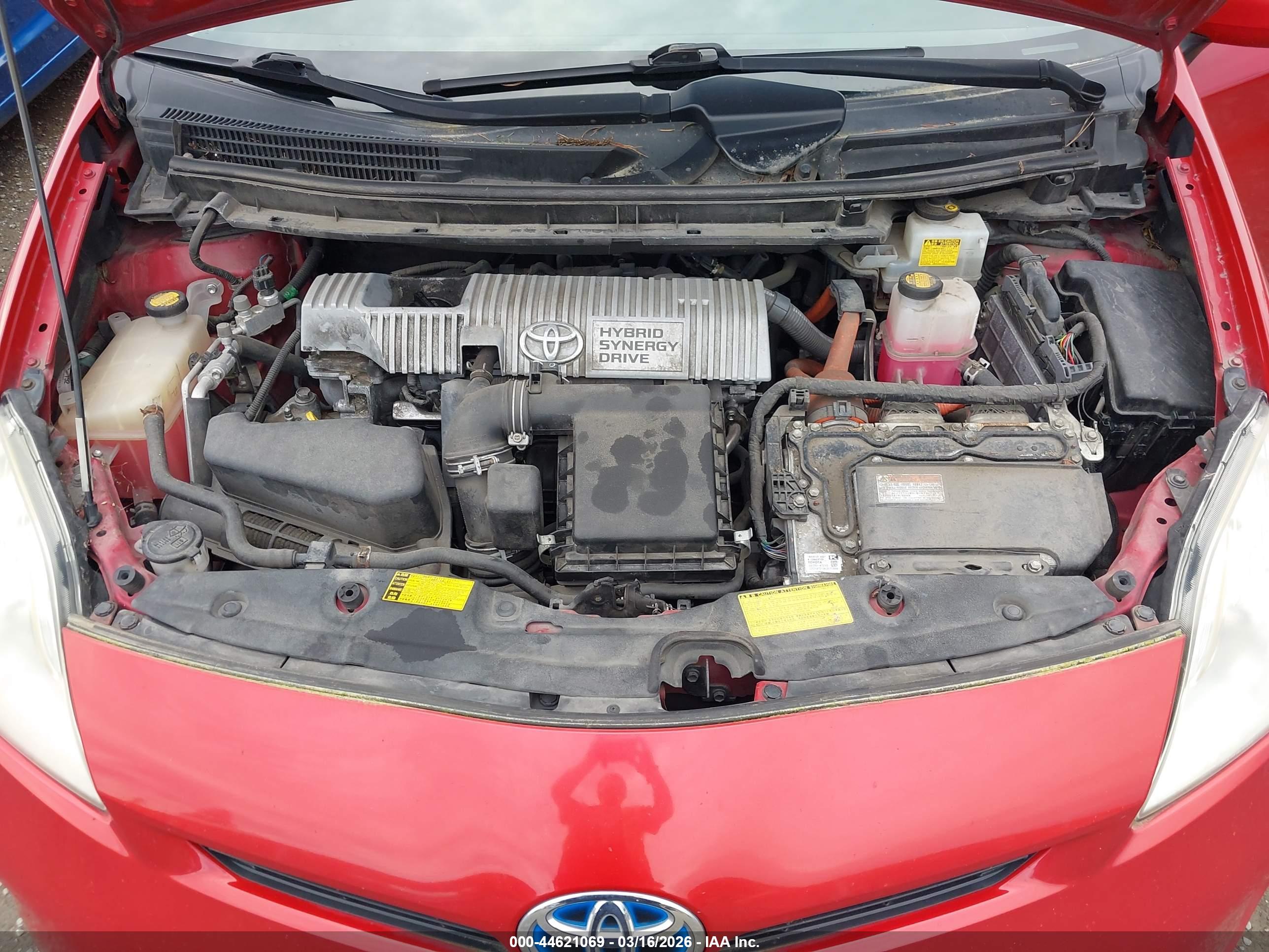 TOYOTA PRIUS image 10