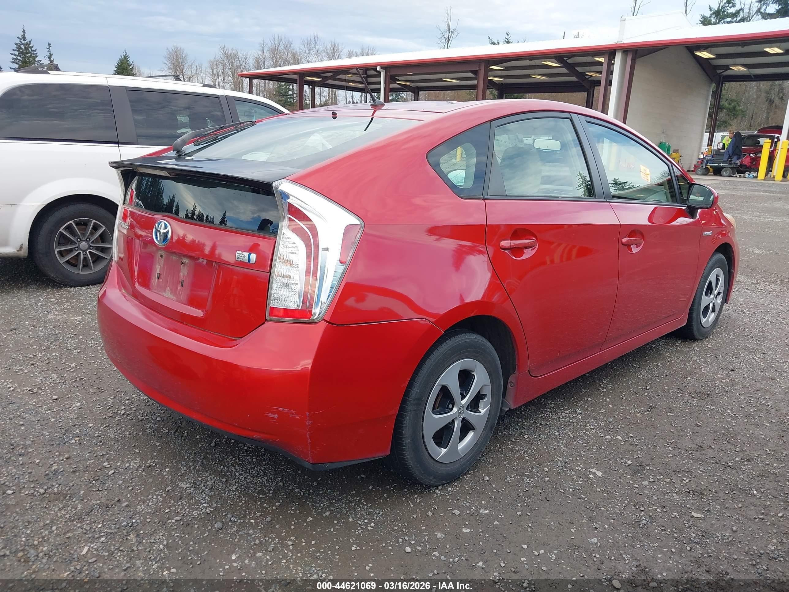 TOYOTA PRIUS image 4