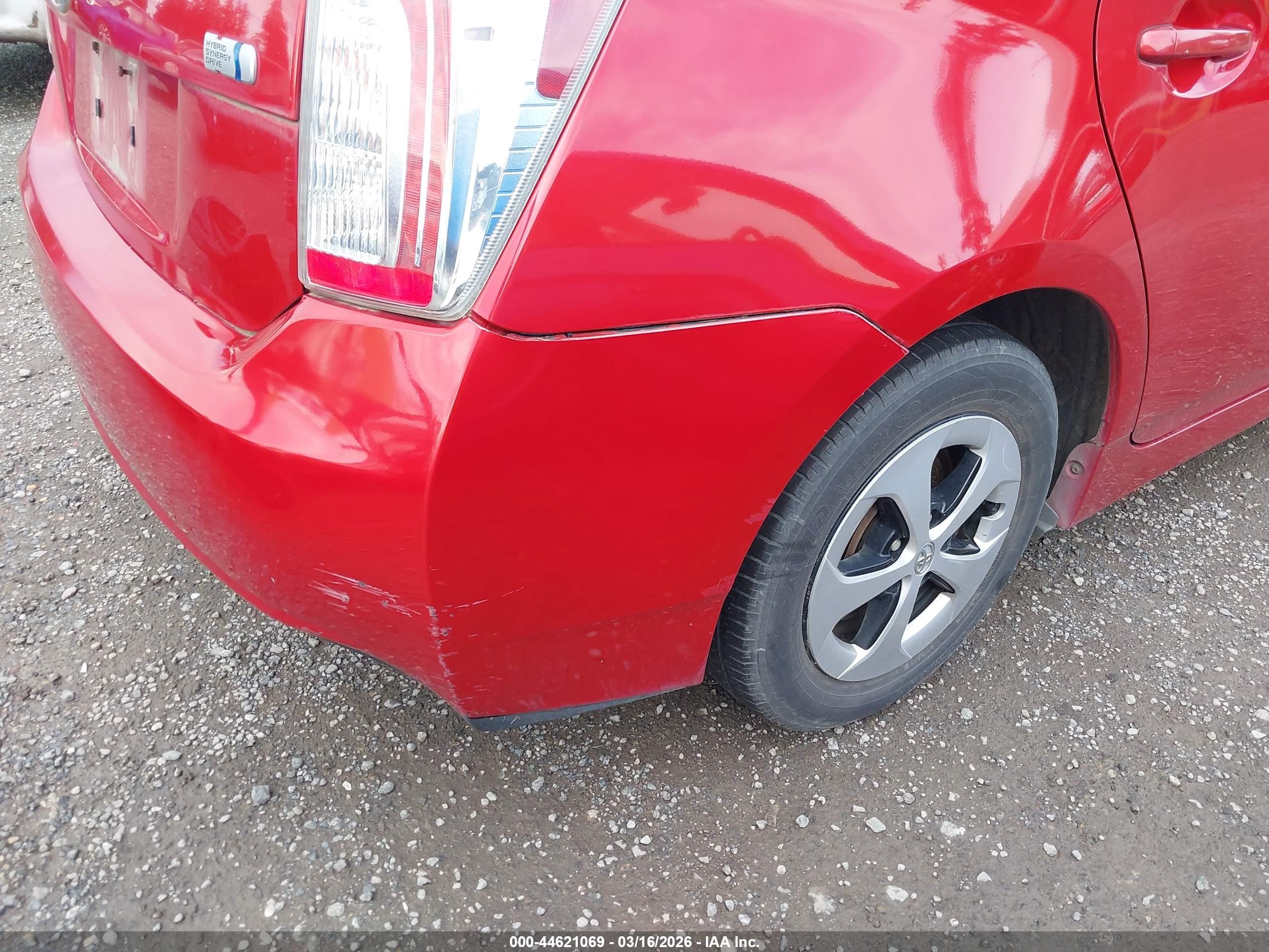 TOYOTA PRIUS image 6