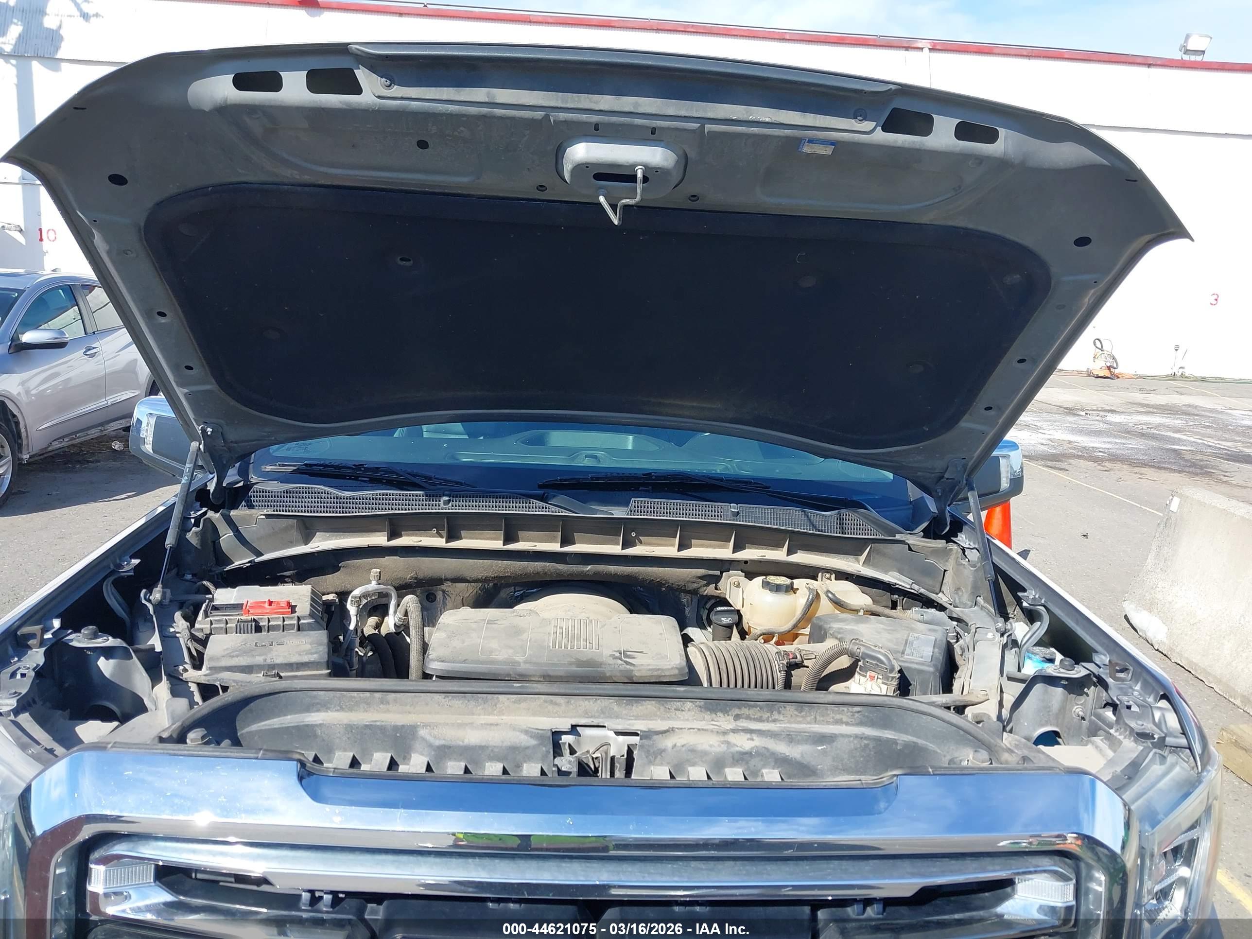GMC SIERRA image 10