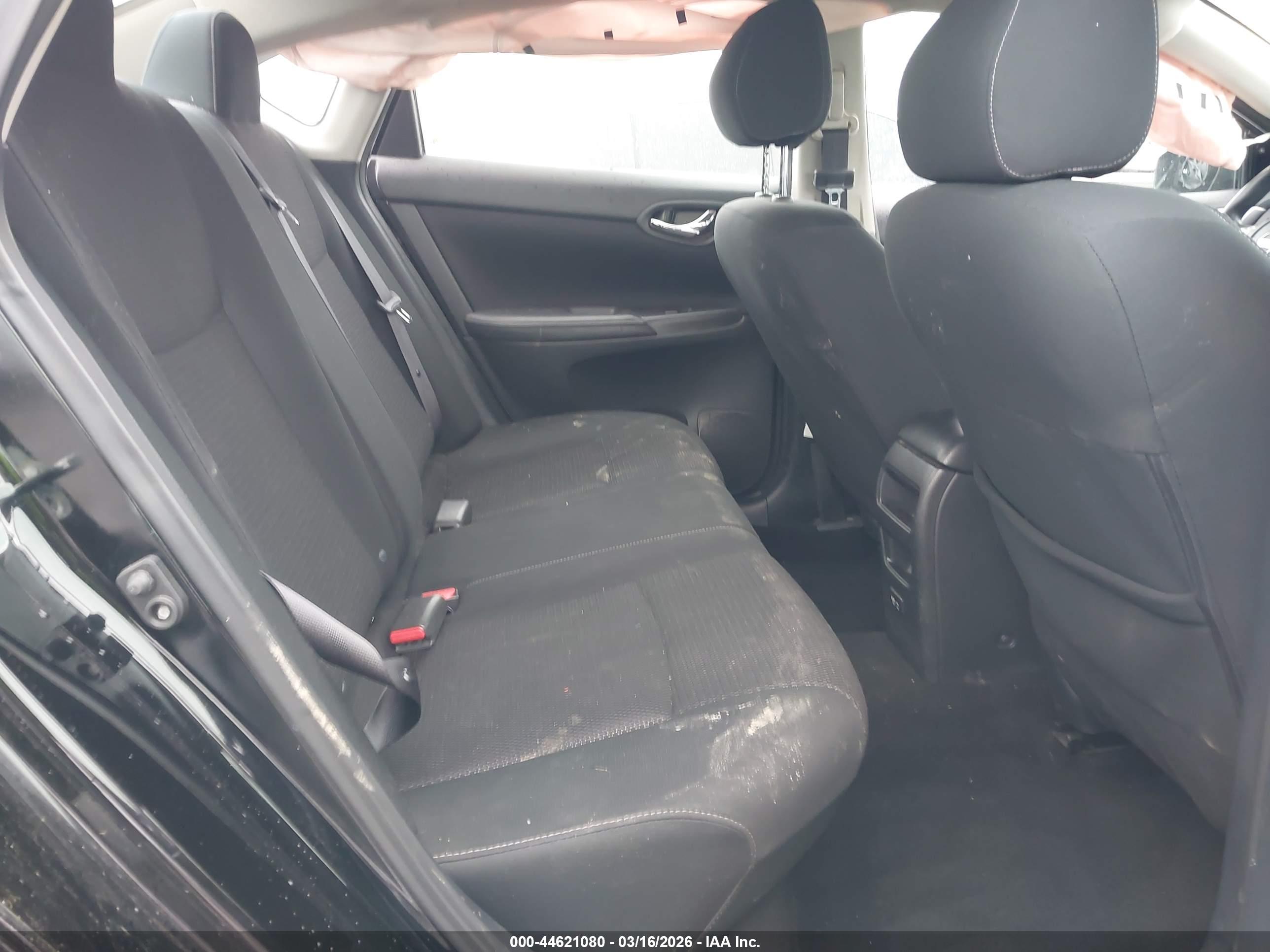 NISSAN SENTRA image 8