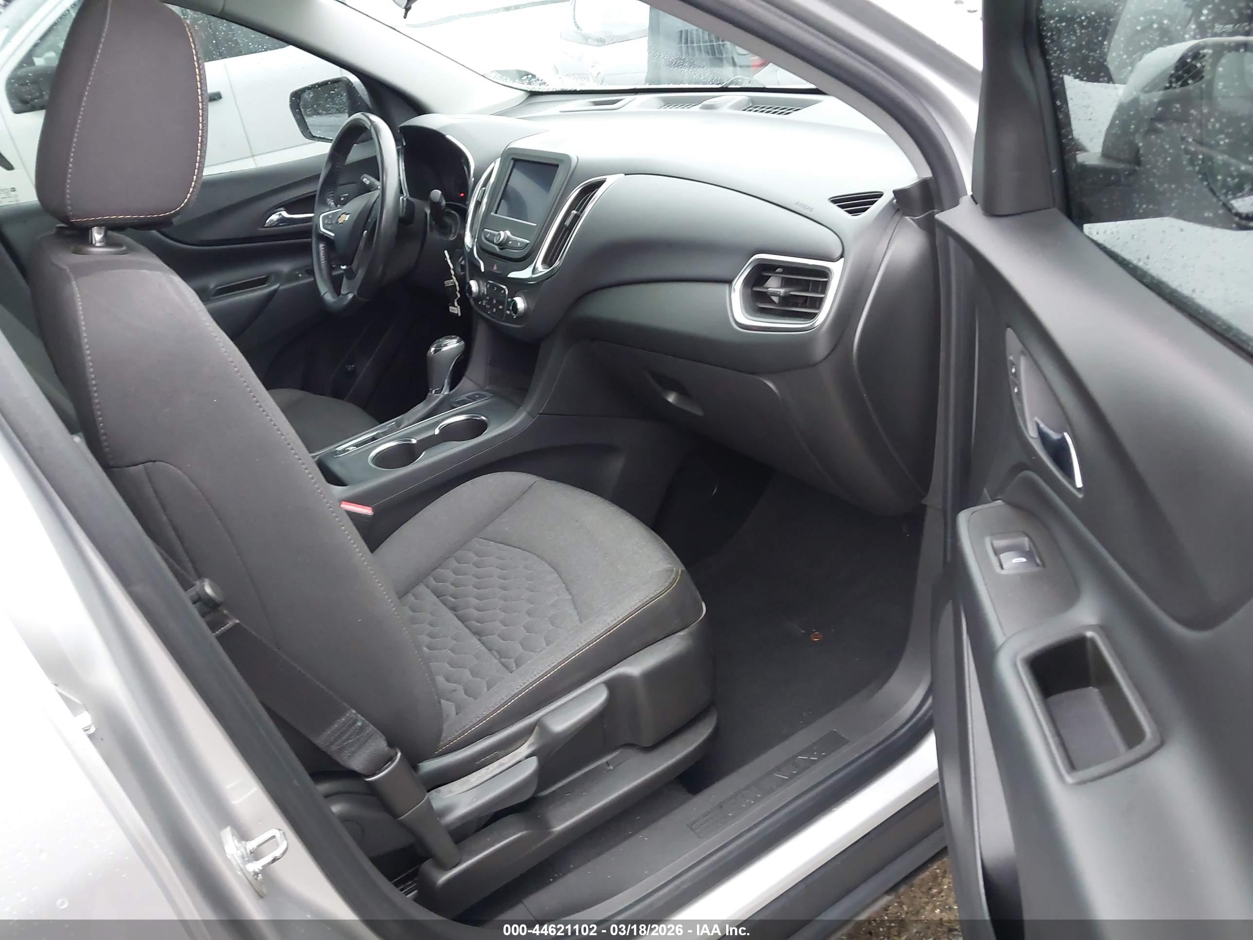CHEVROLET EQUINOX image 5