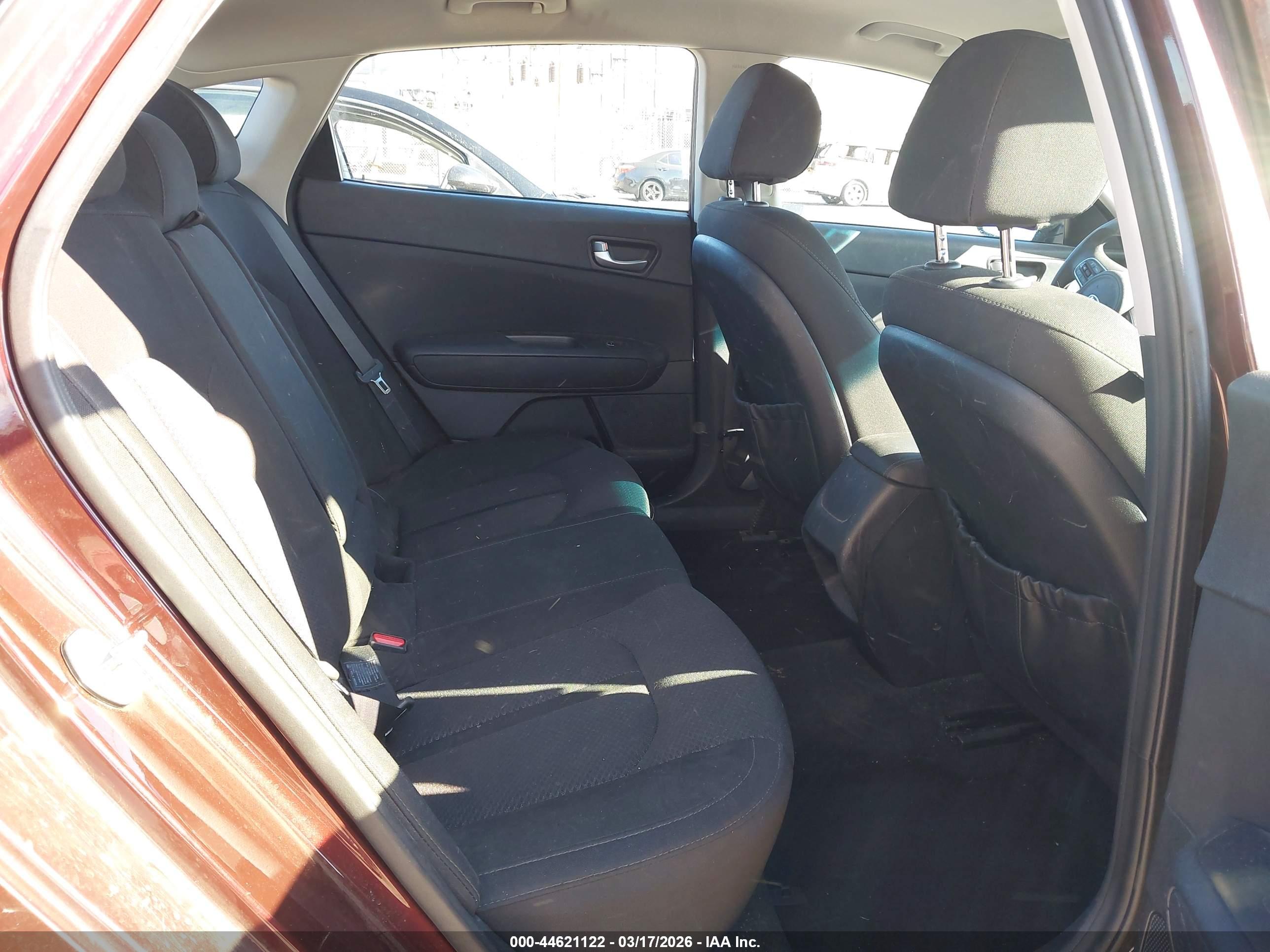 KIA OPTIMA image 8