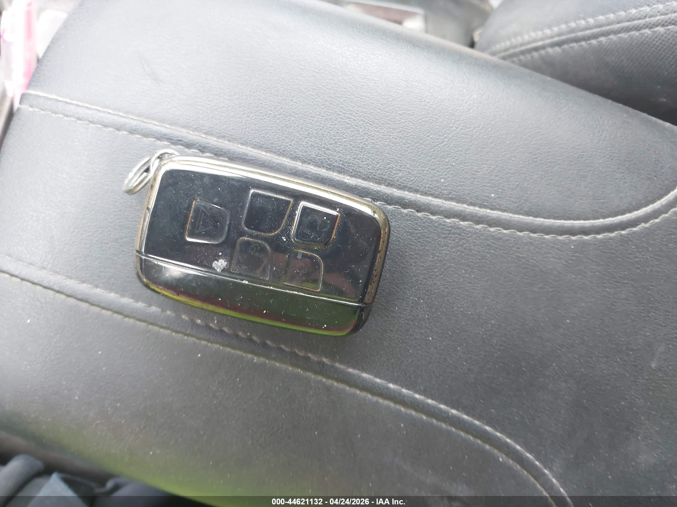 LAND ROVER image 11