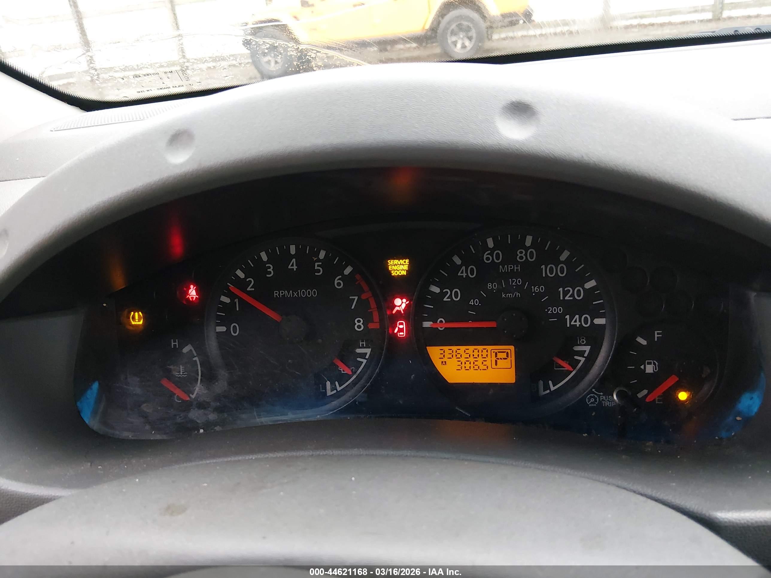 NISSAN FRONTIER image 7