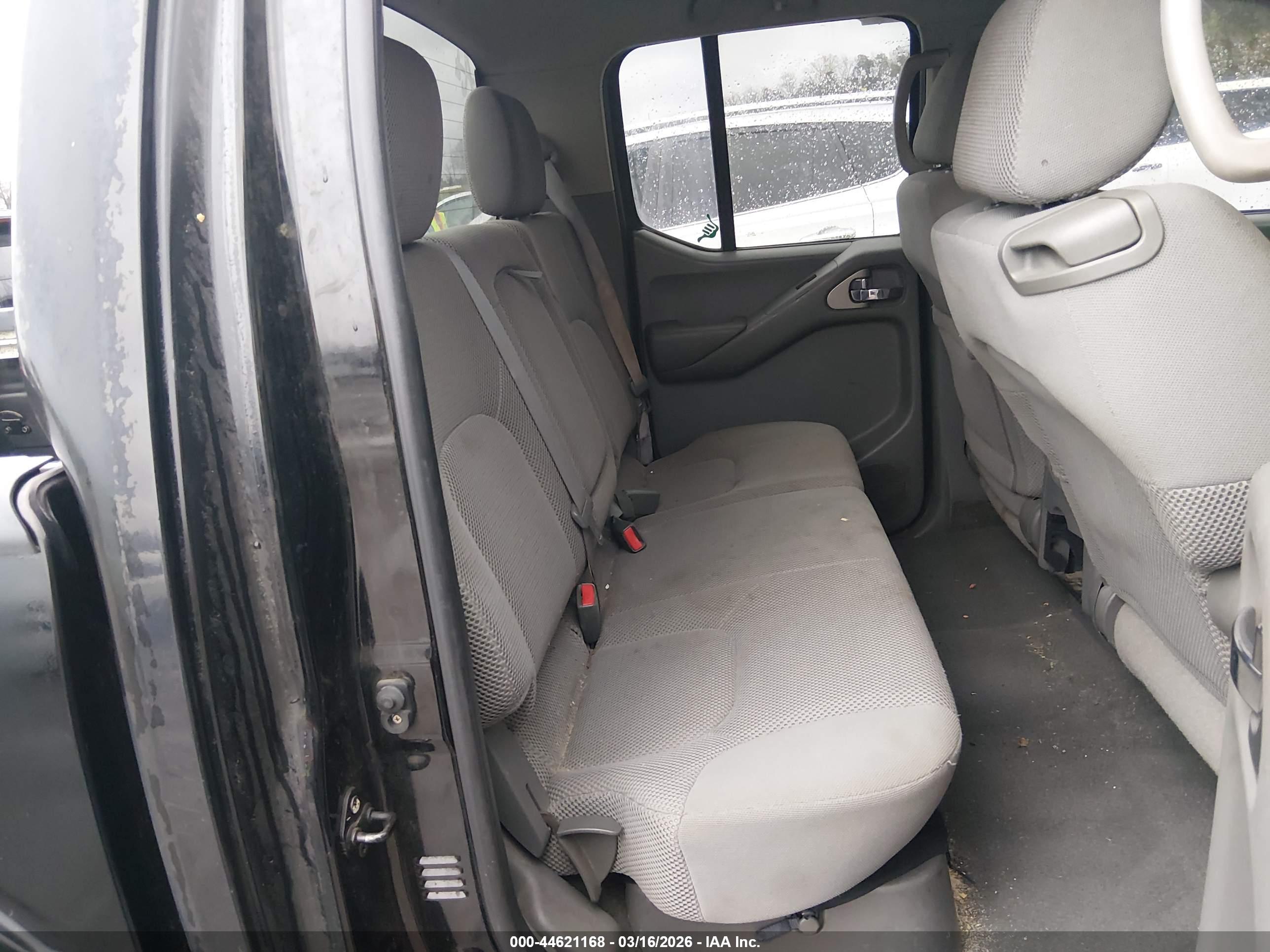 NISSAN FRONTIER image 8