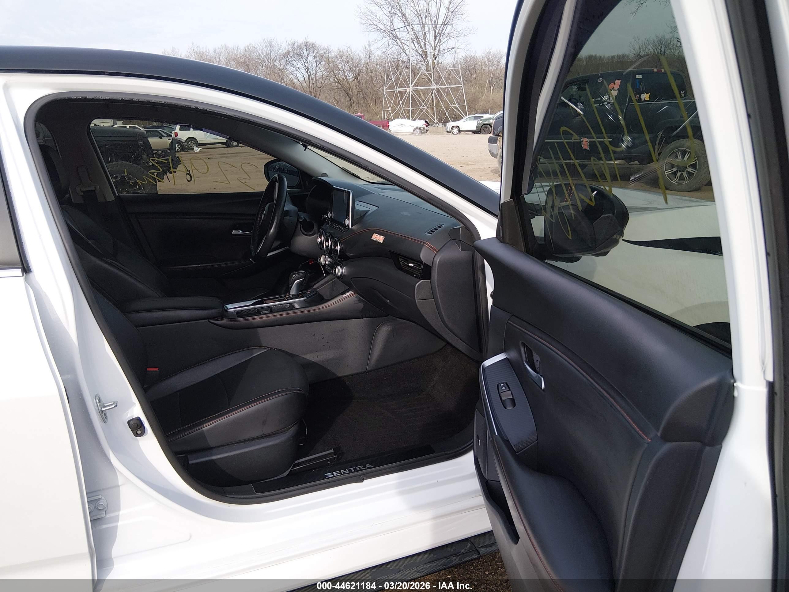 NISSAN SENTRA image 5