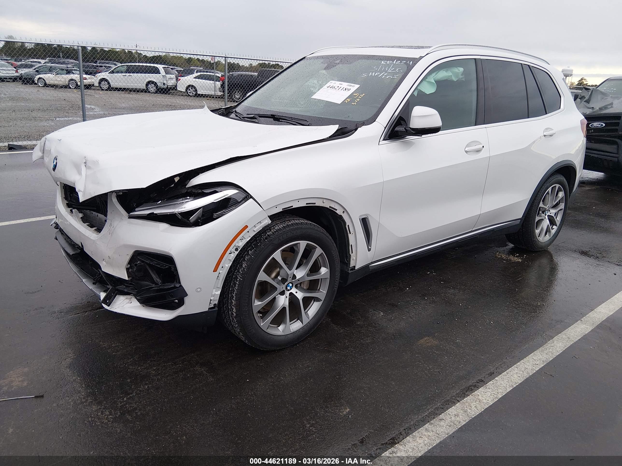 BMW X5 image 2