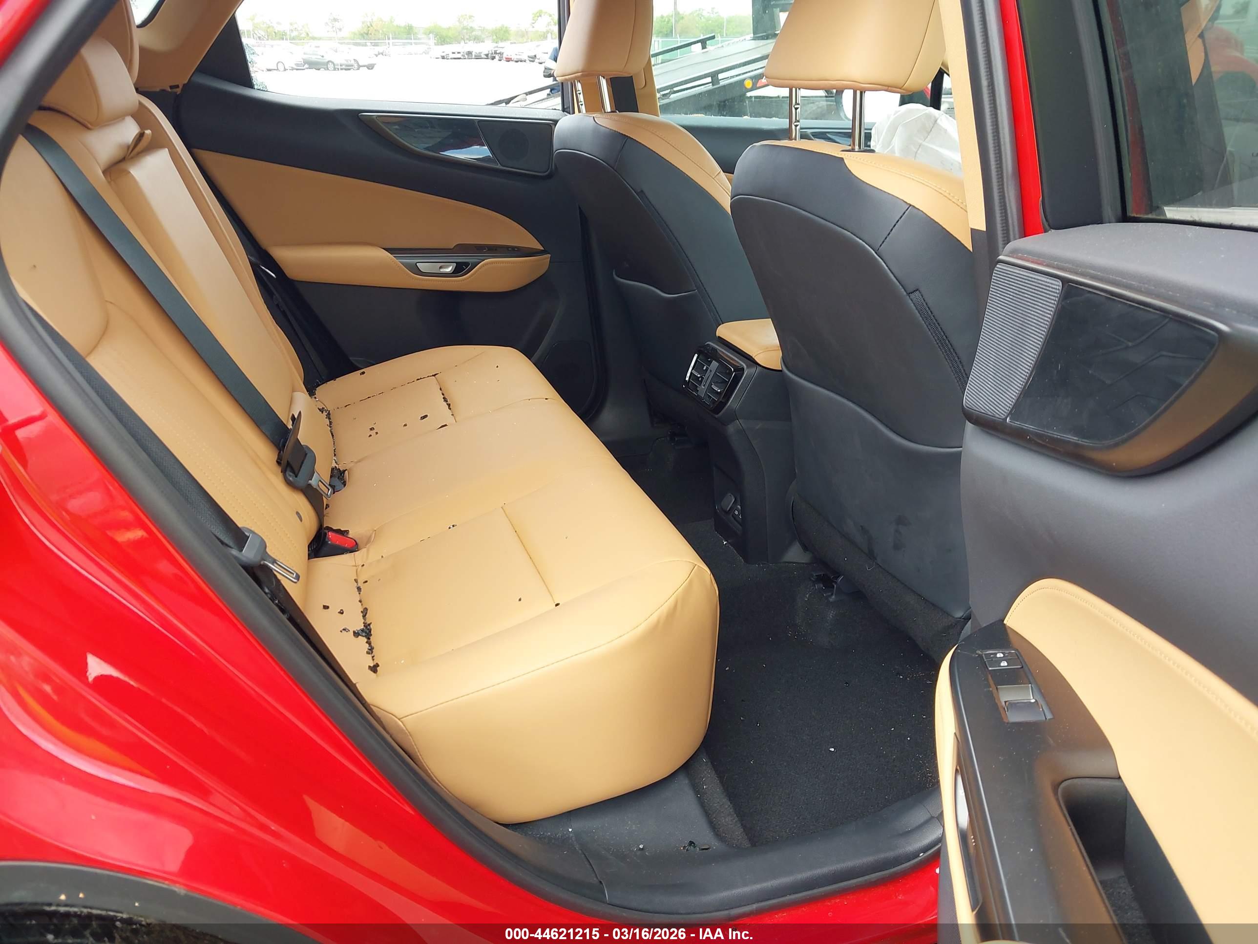 LEXUS NX image 8