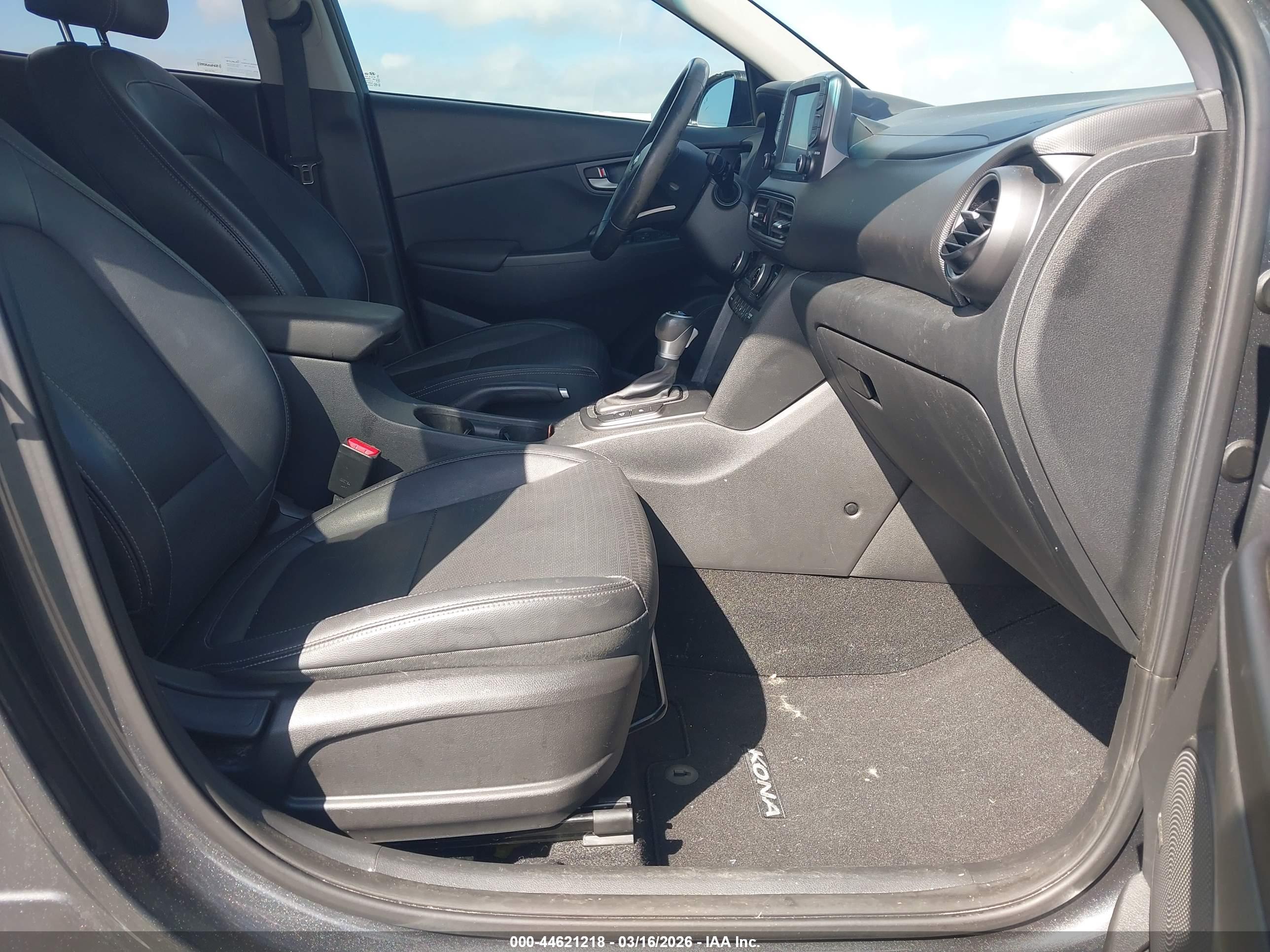 HYUNDAI KONA image 5