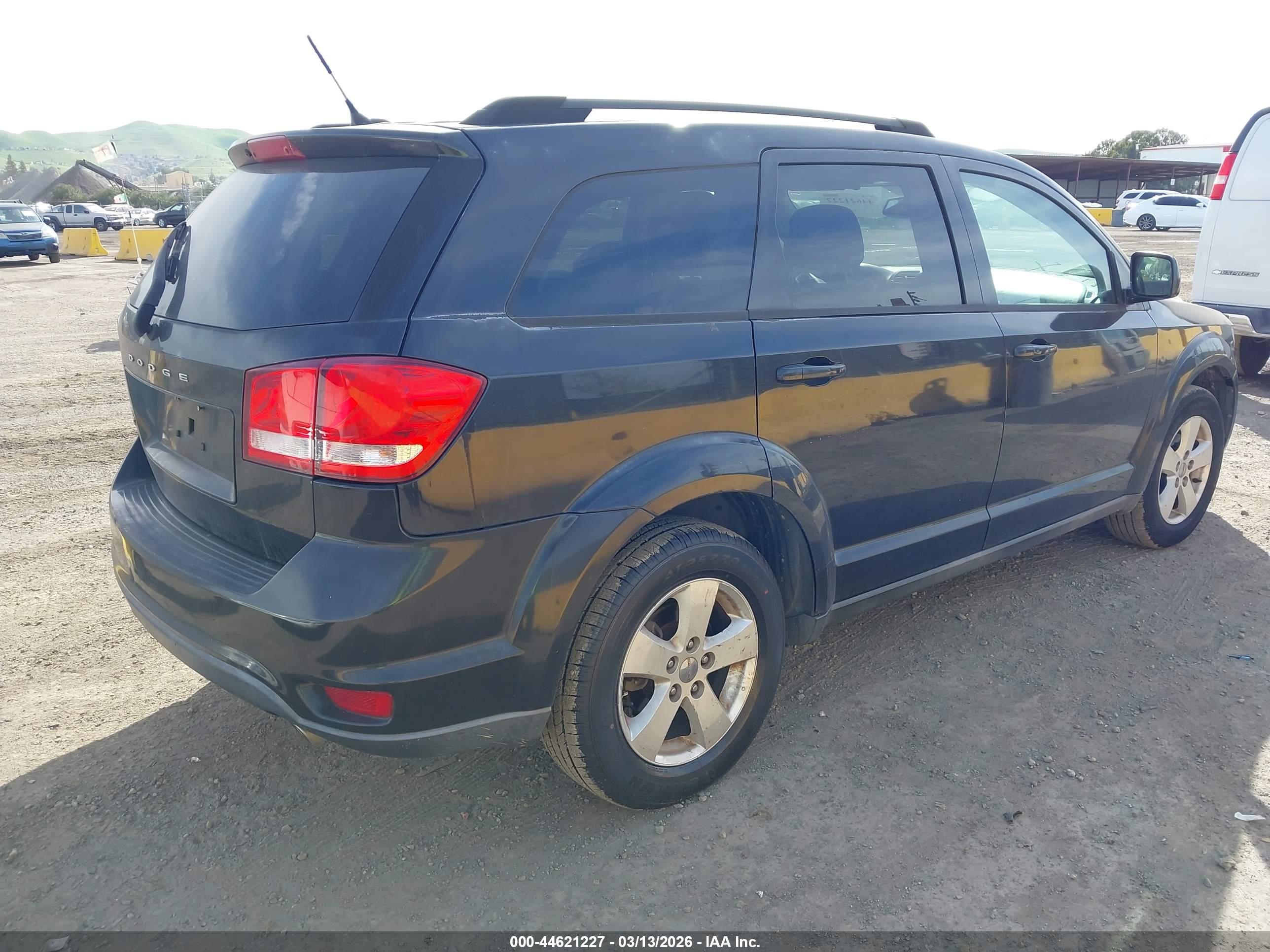DODGE JOURNEY image 4