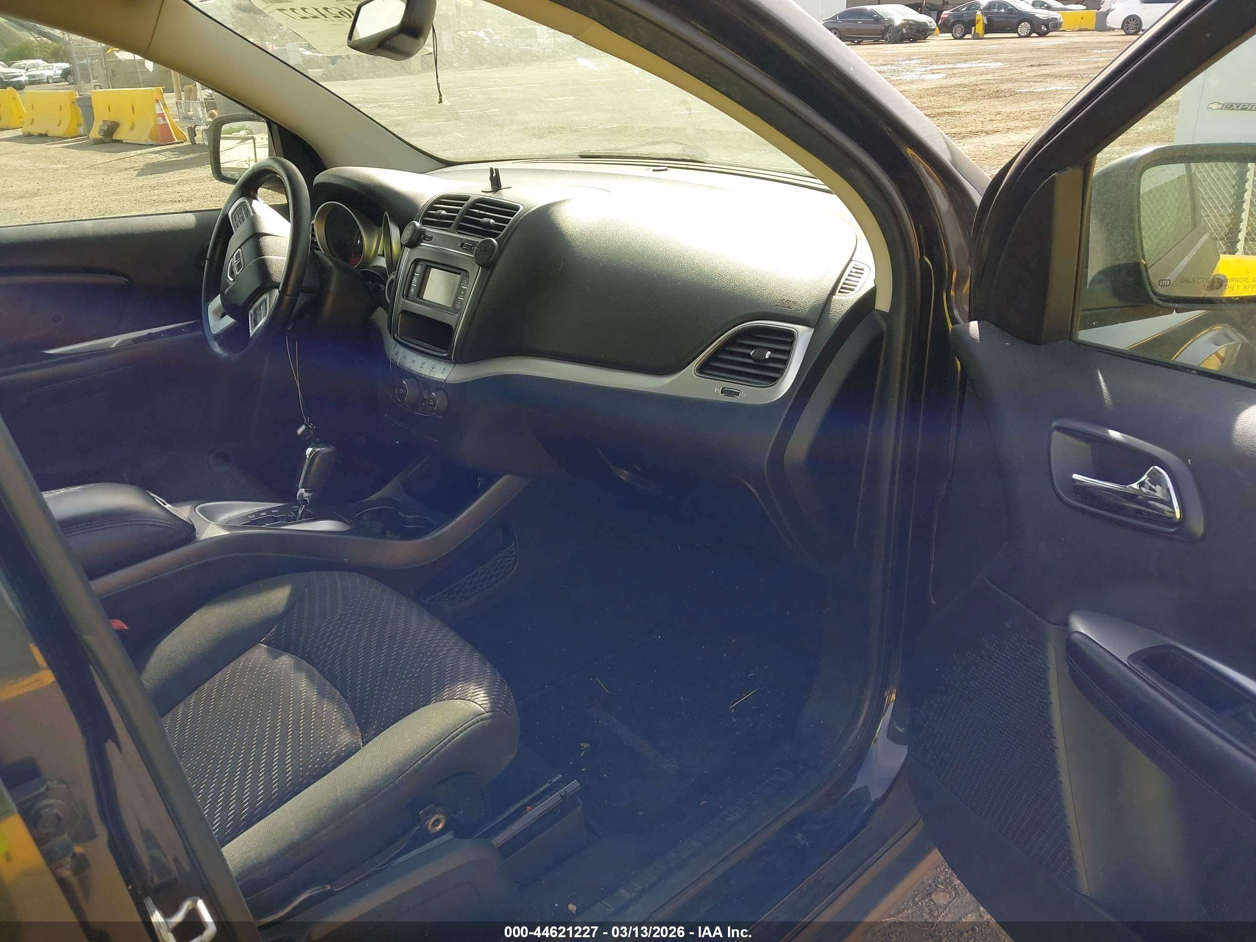 DODGE JOURNEY image 5