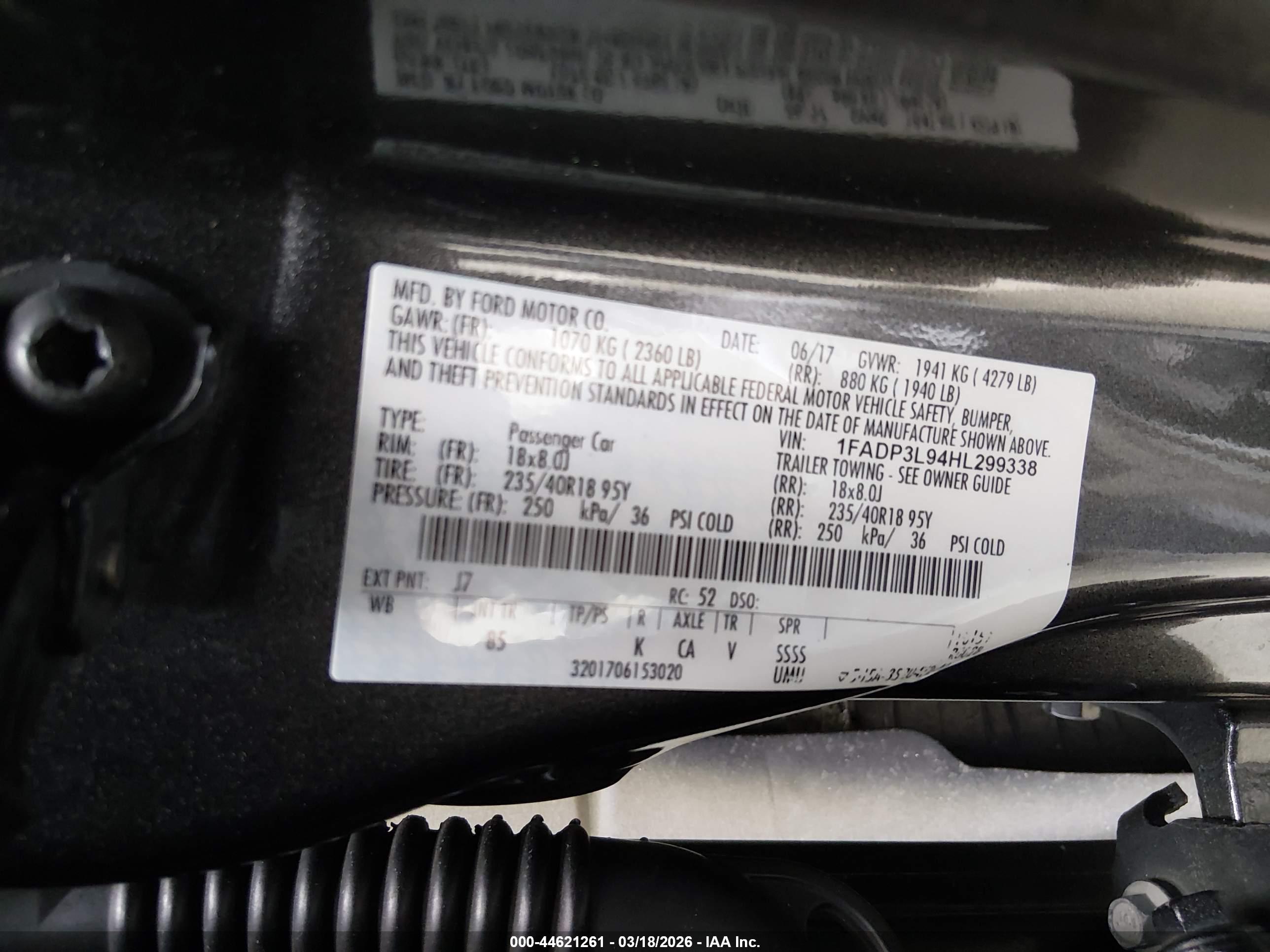 FORD FOCUS image 9