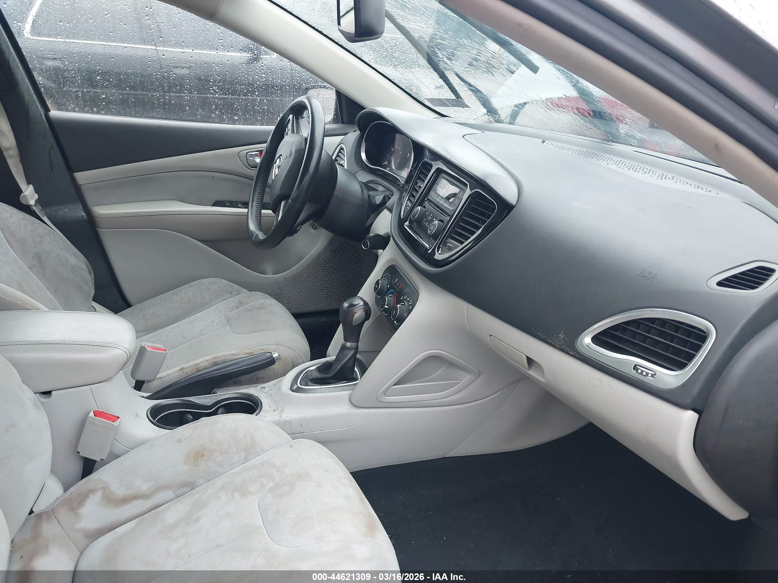 DODGE DART image 5
