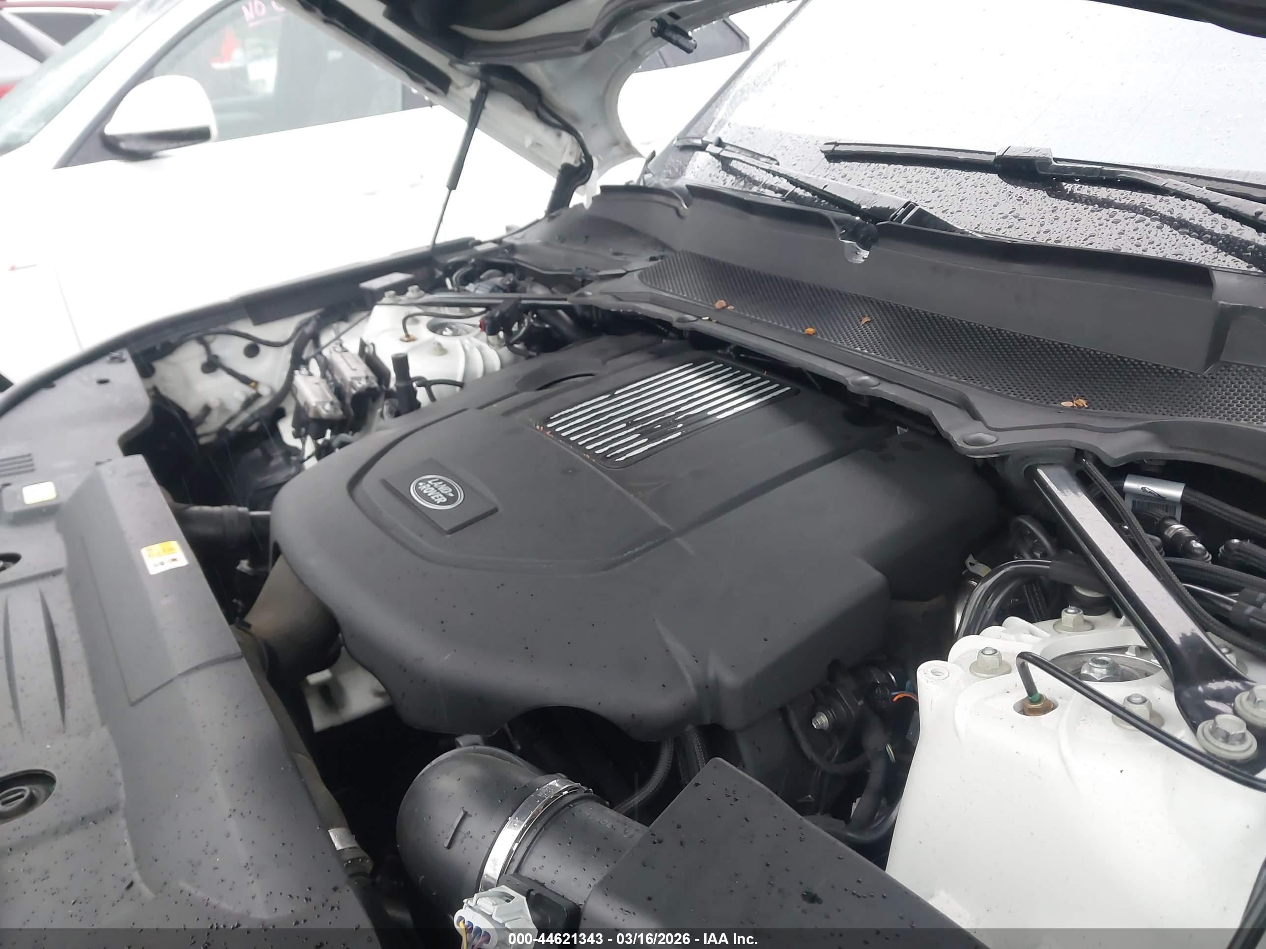 LAND ROVER image 10