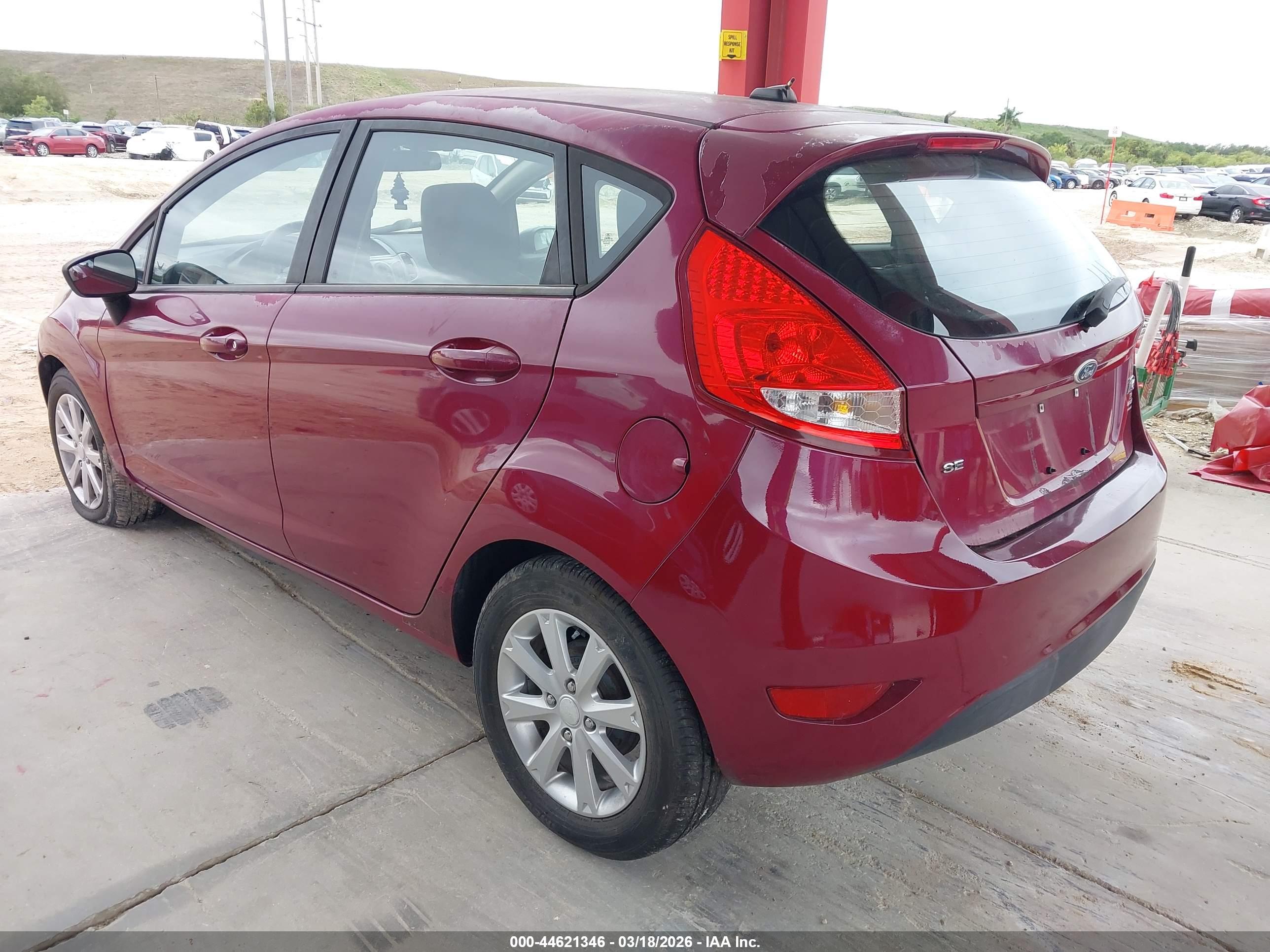 FORD FIESTA image 3