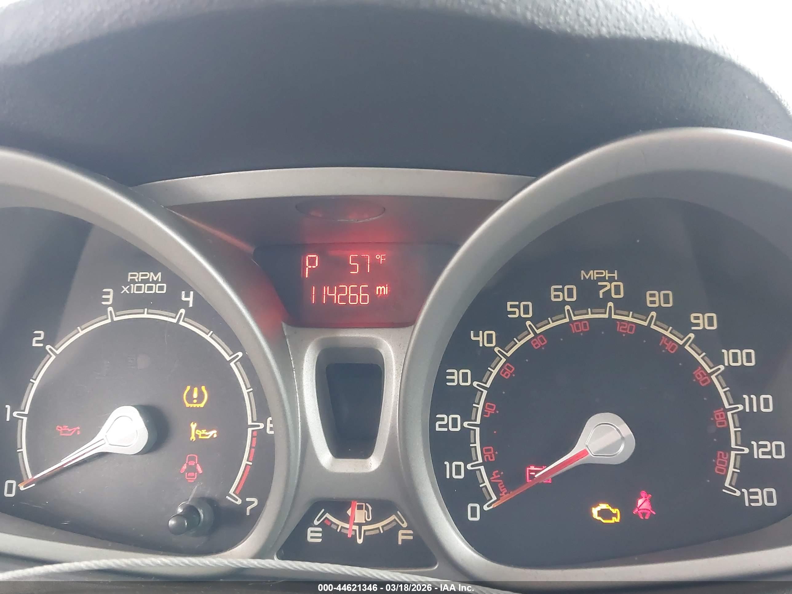 FORD FIESTA image 7
