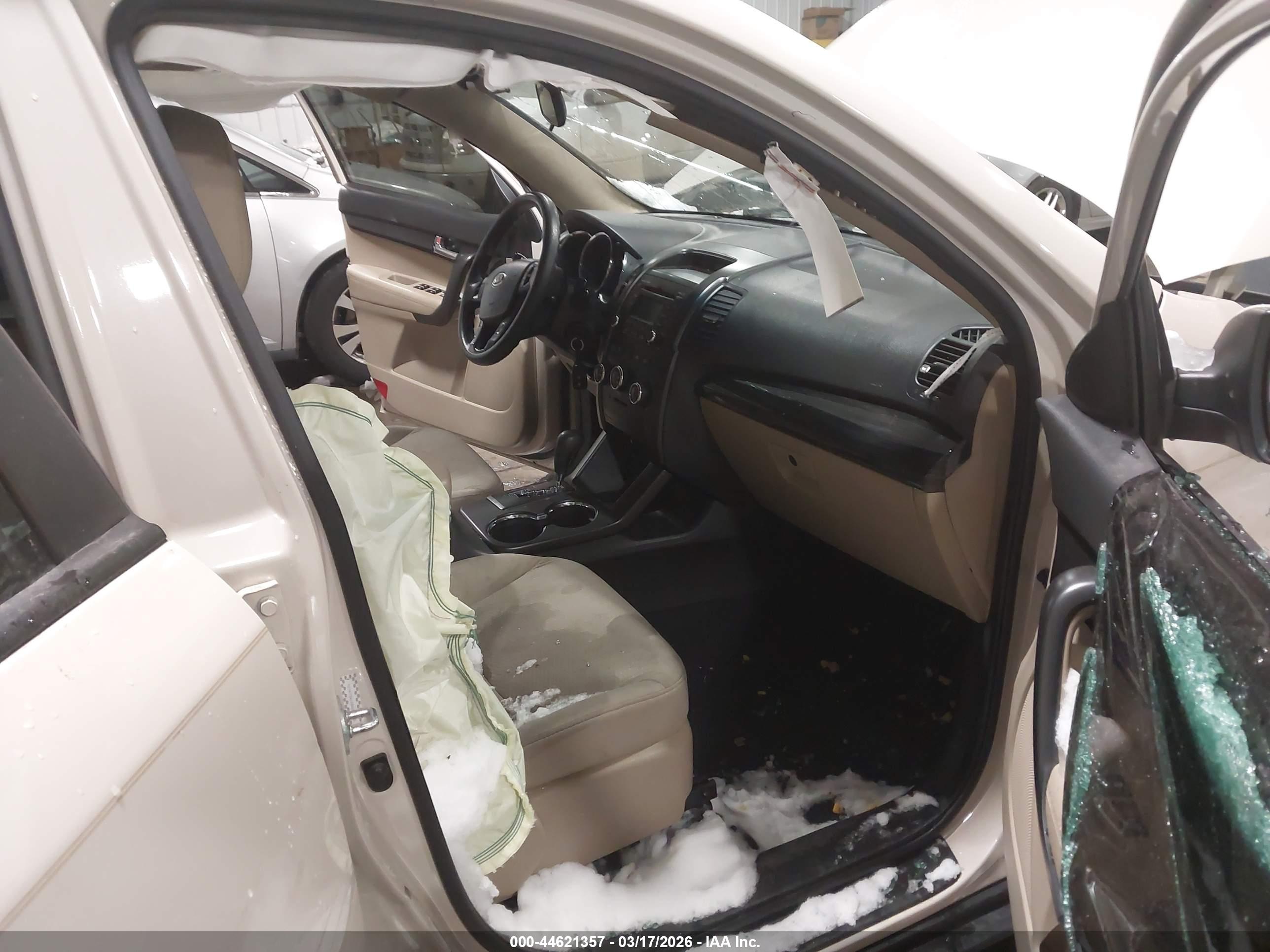 KIA SORENTO image 5