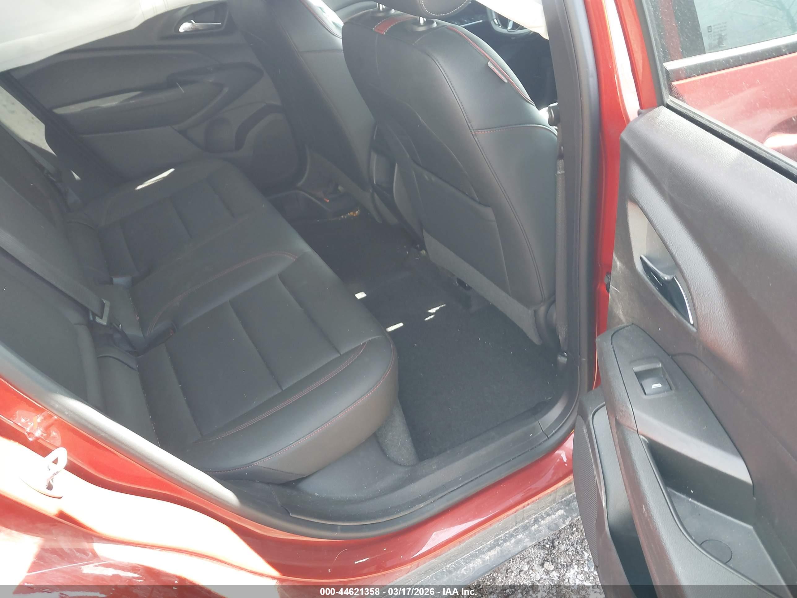 CHEVROLET TRAX image 8