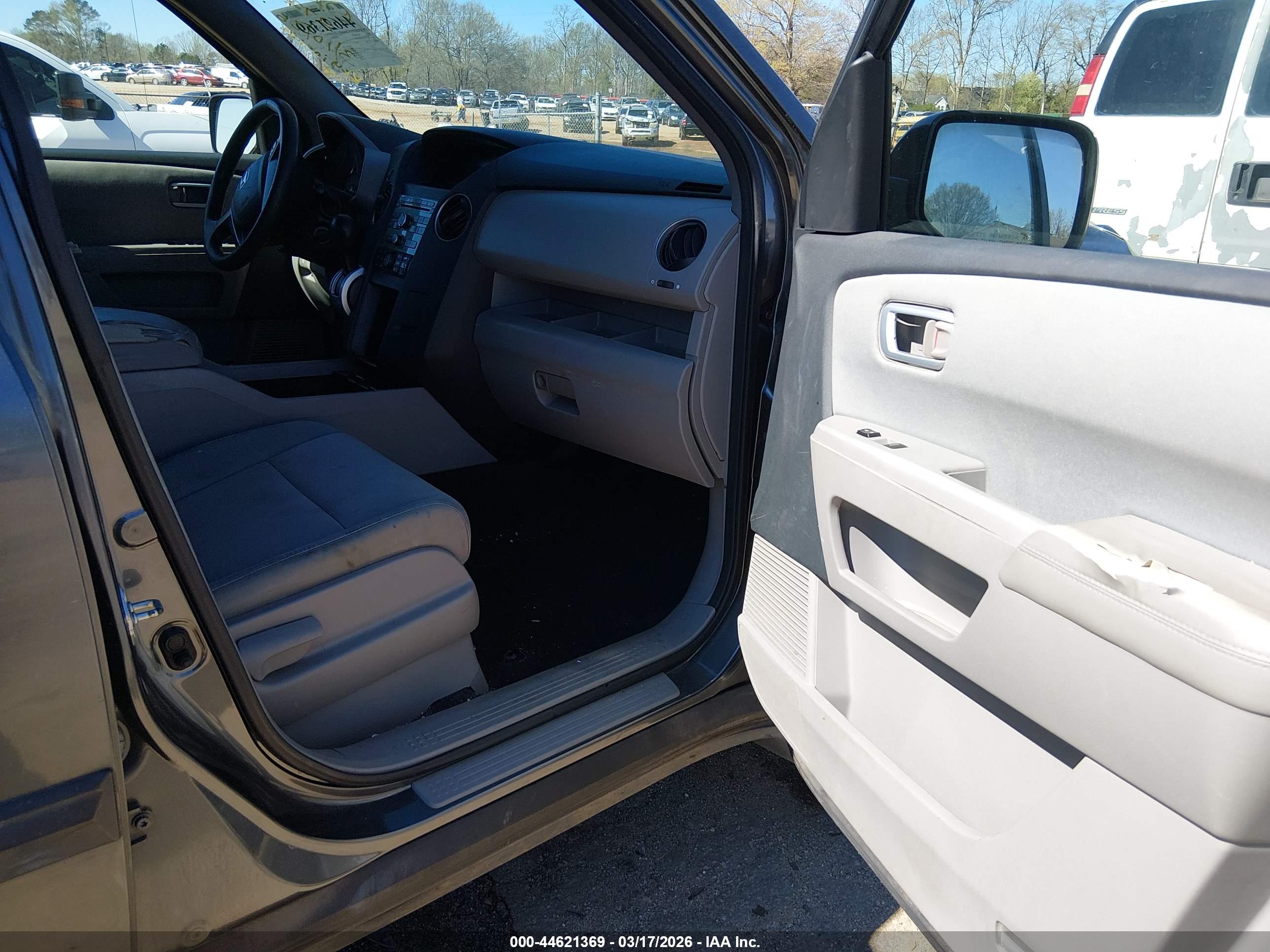 HONDA PILOT image 5