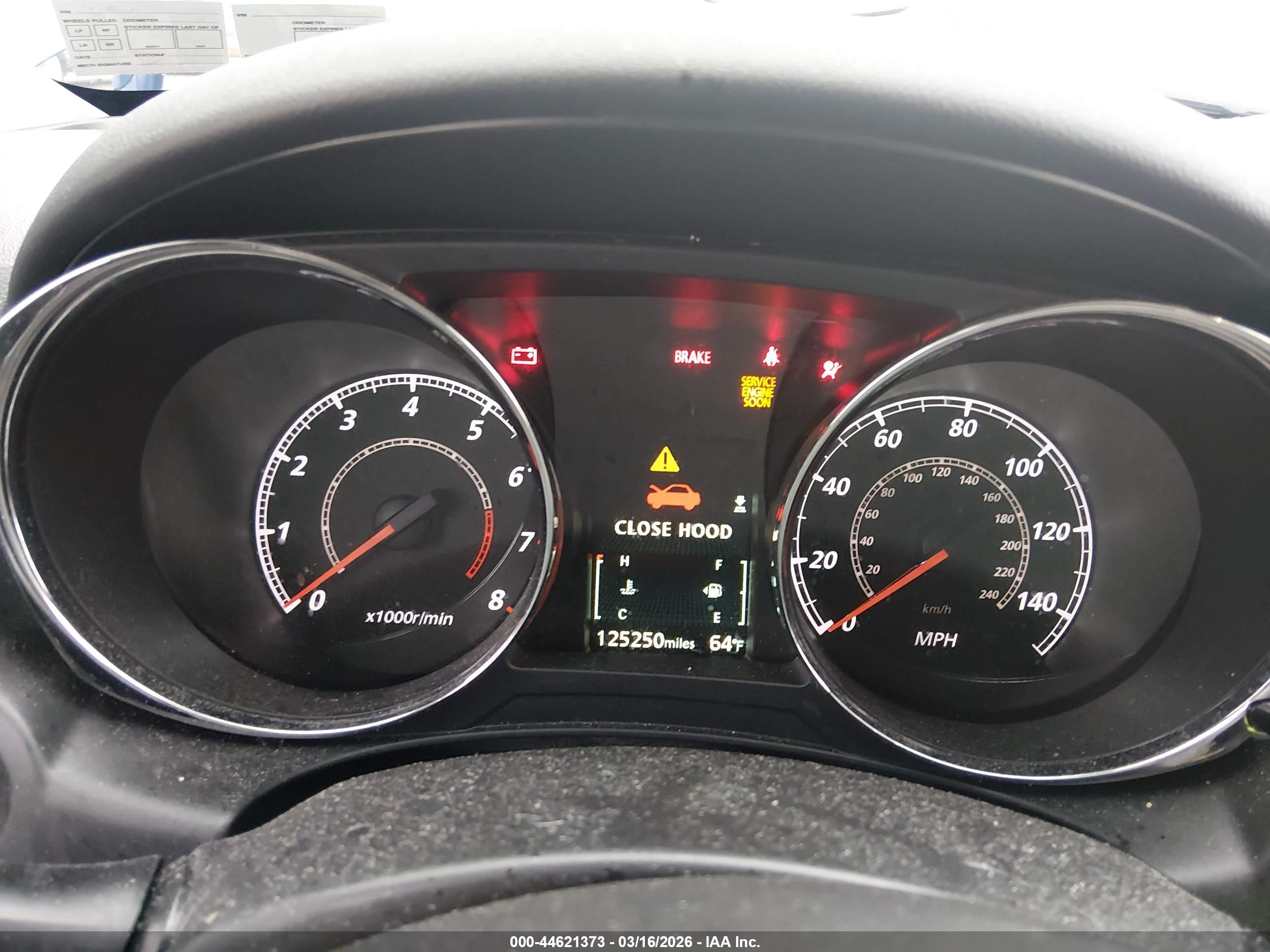 MITSUBISHI OUTLANDER image 7