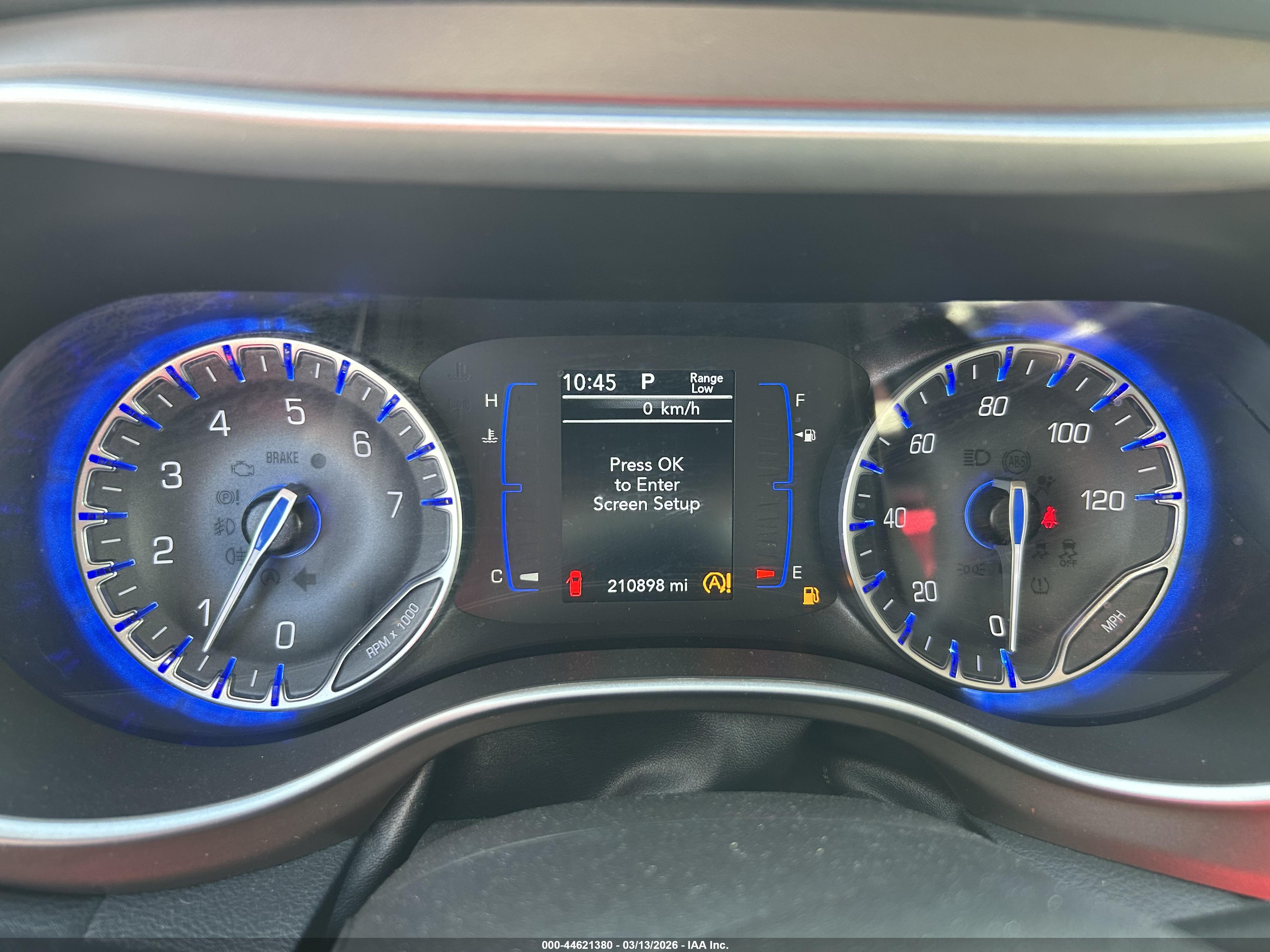CHRYSLER VOYAGER image 7
