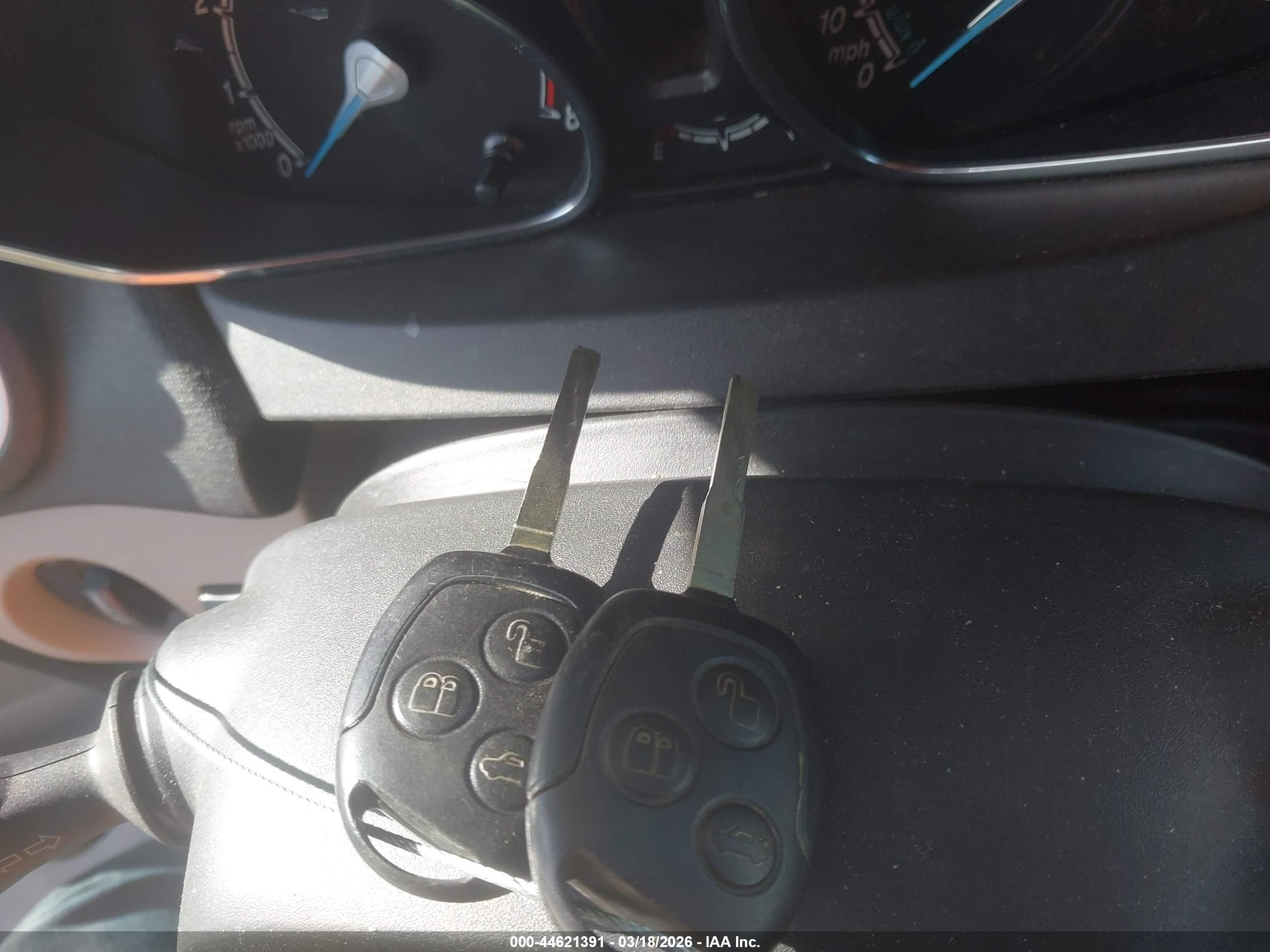 FORD FIESTA image 11