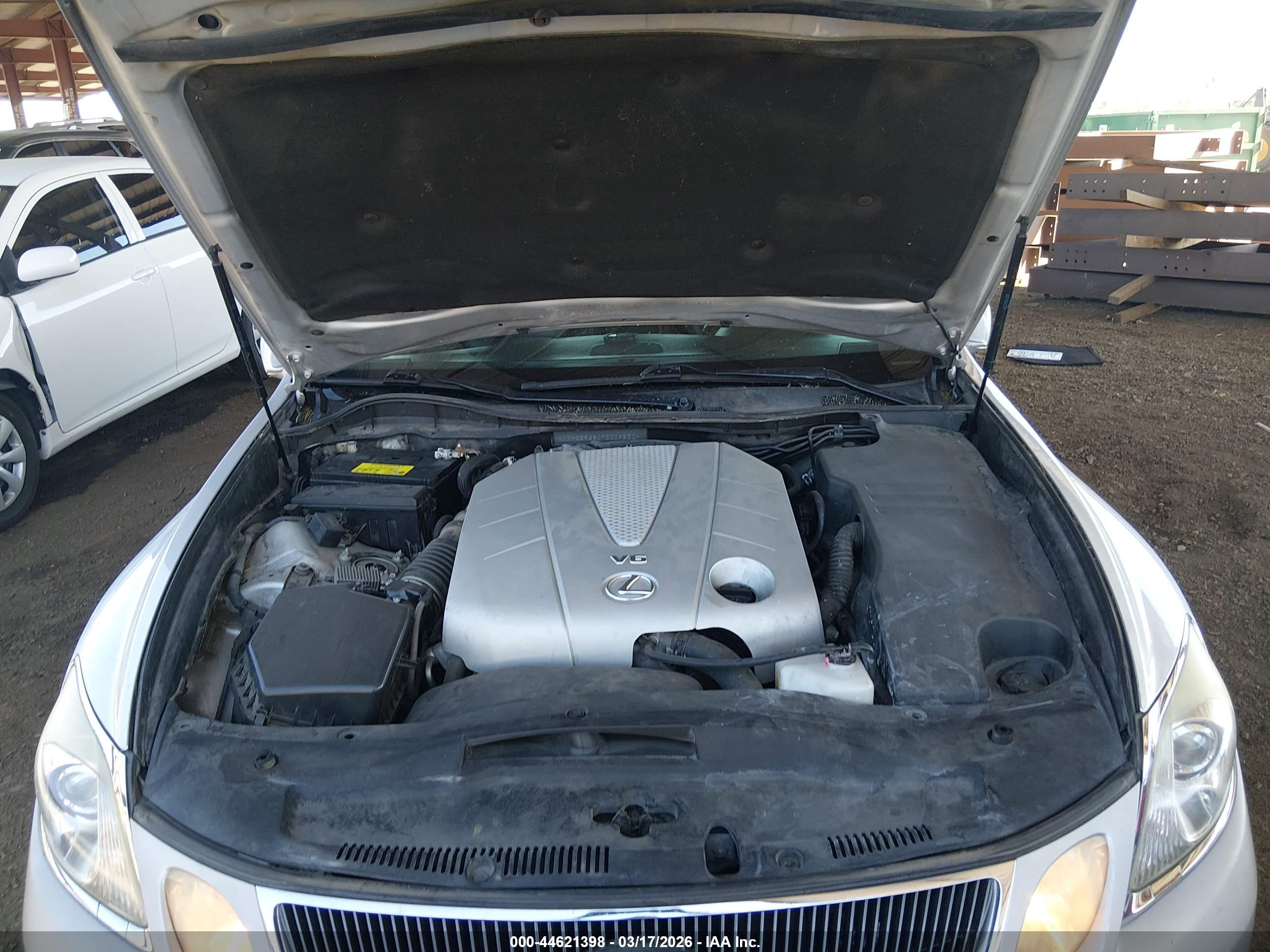 LEXUS GS image 10
