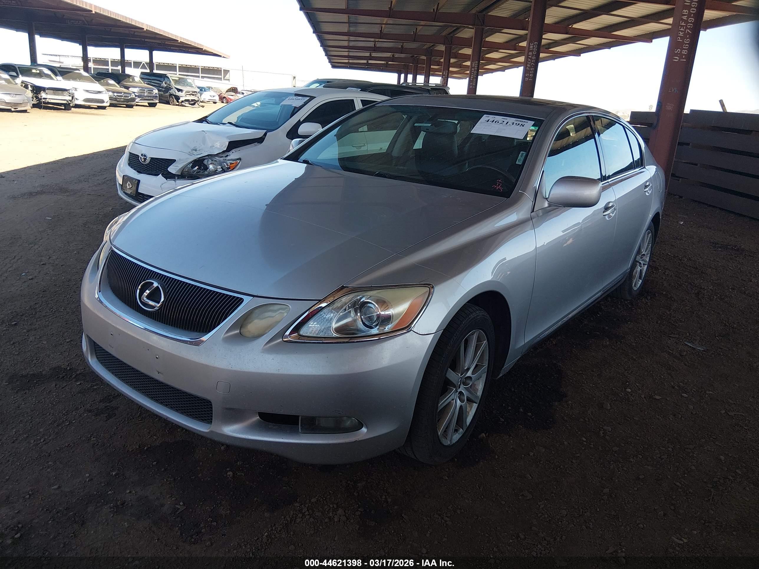 LEXUS GS image 2
