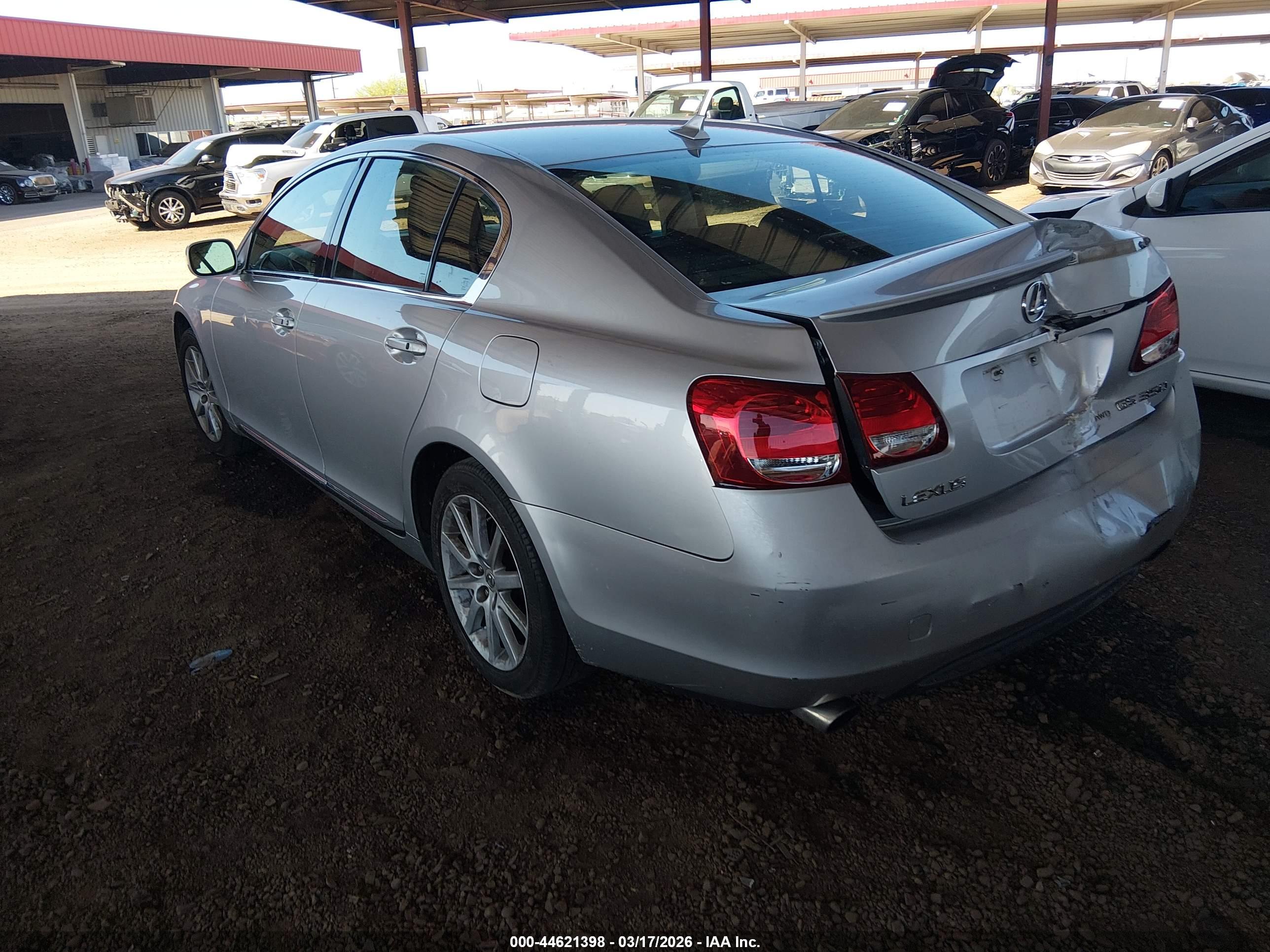 LEXUS GS image 3
