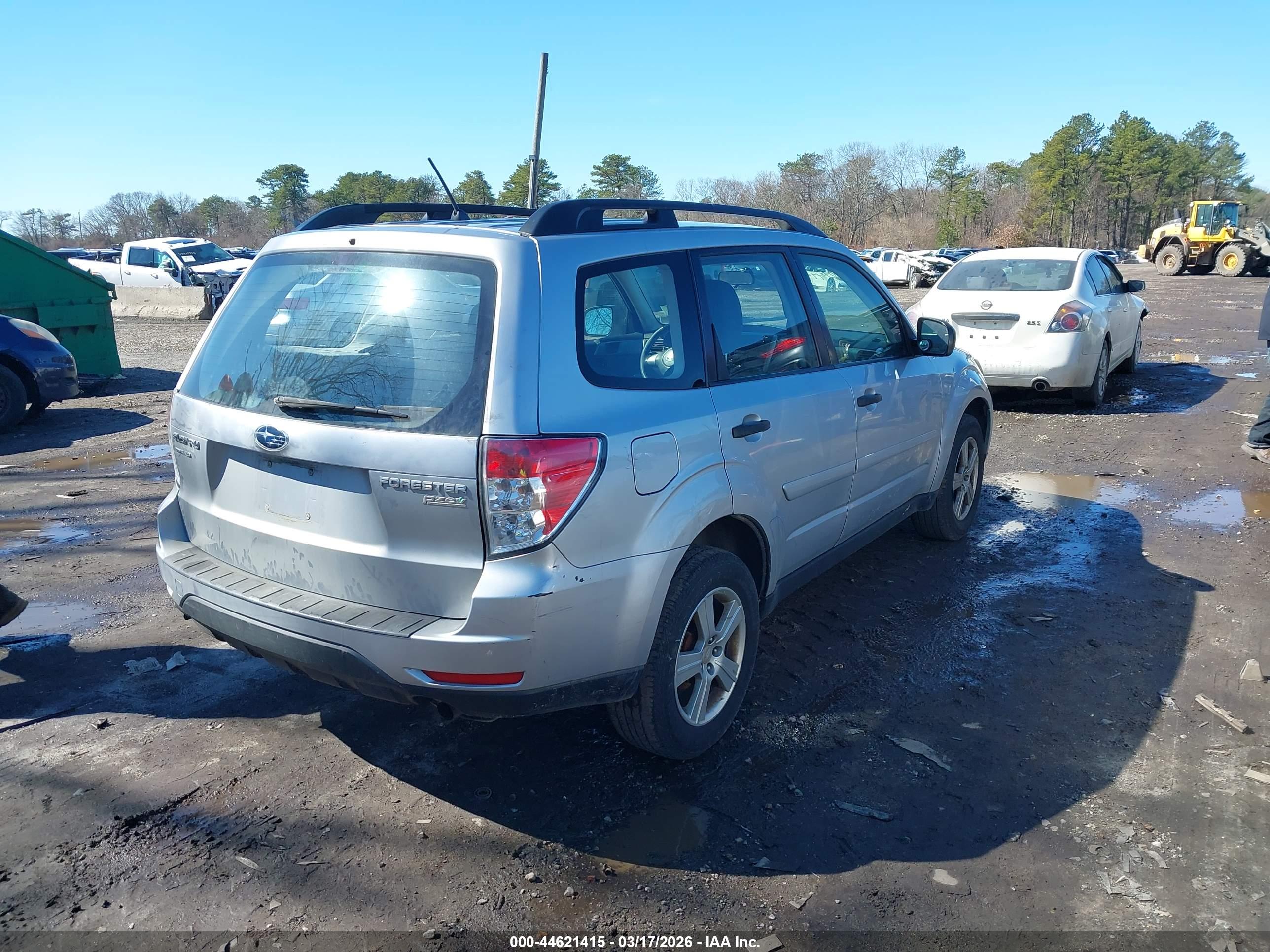 SUBARU FORESTER image 4