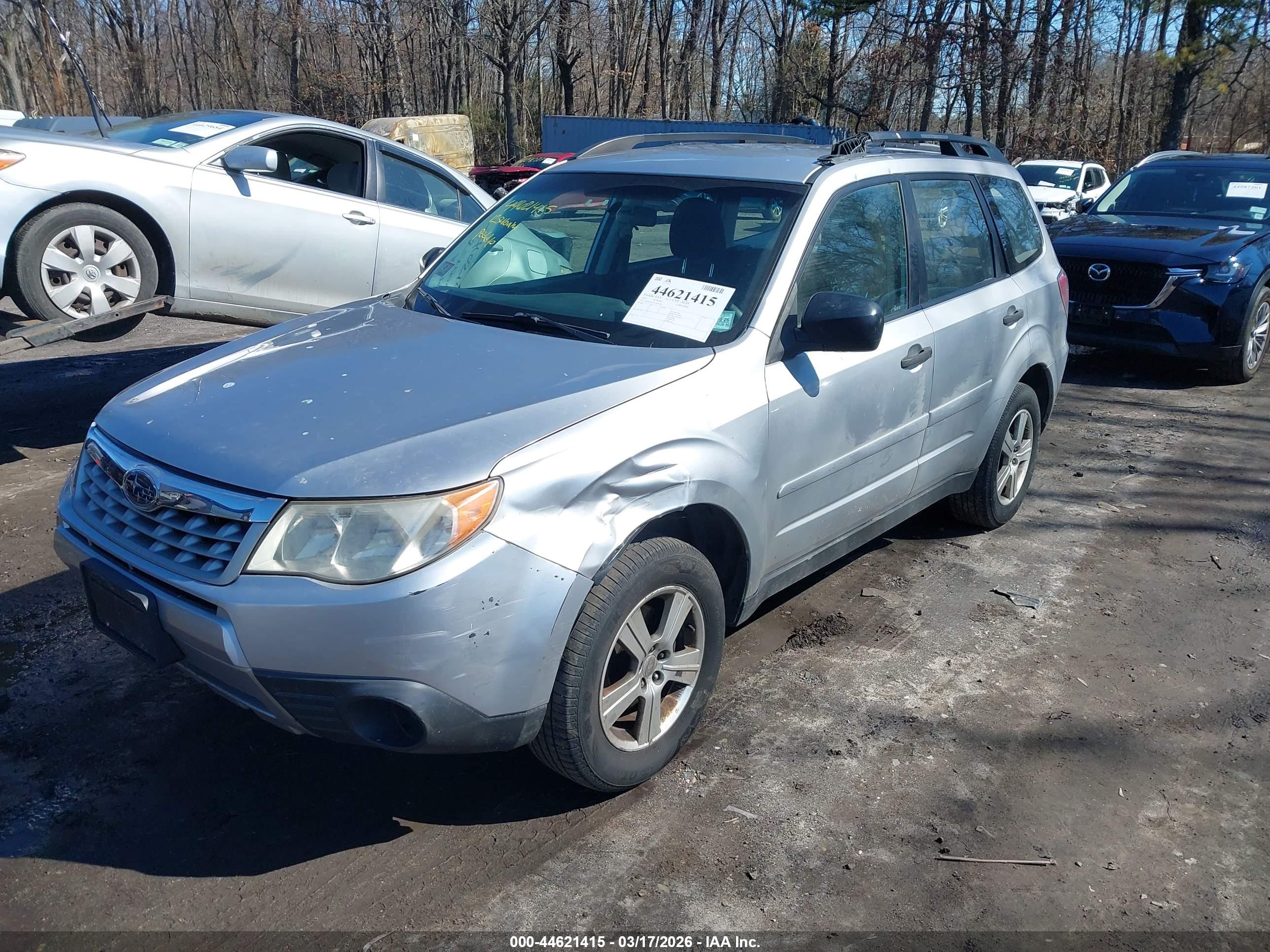 SUBARU FORESTER image 6