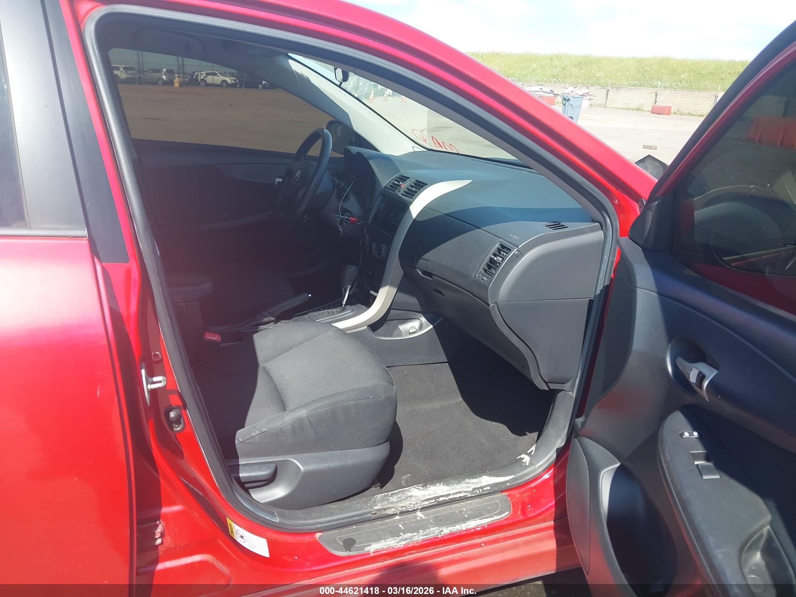 TOYOTA COROLLA image 5
