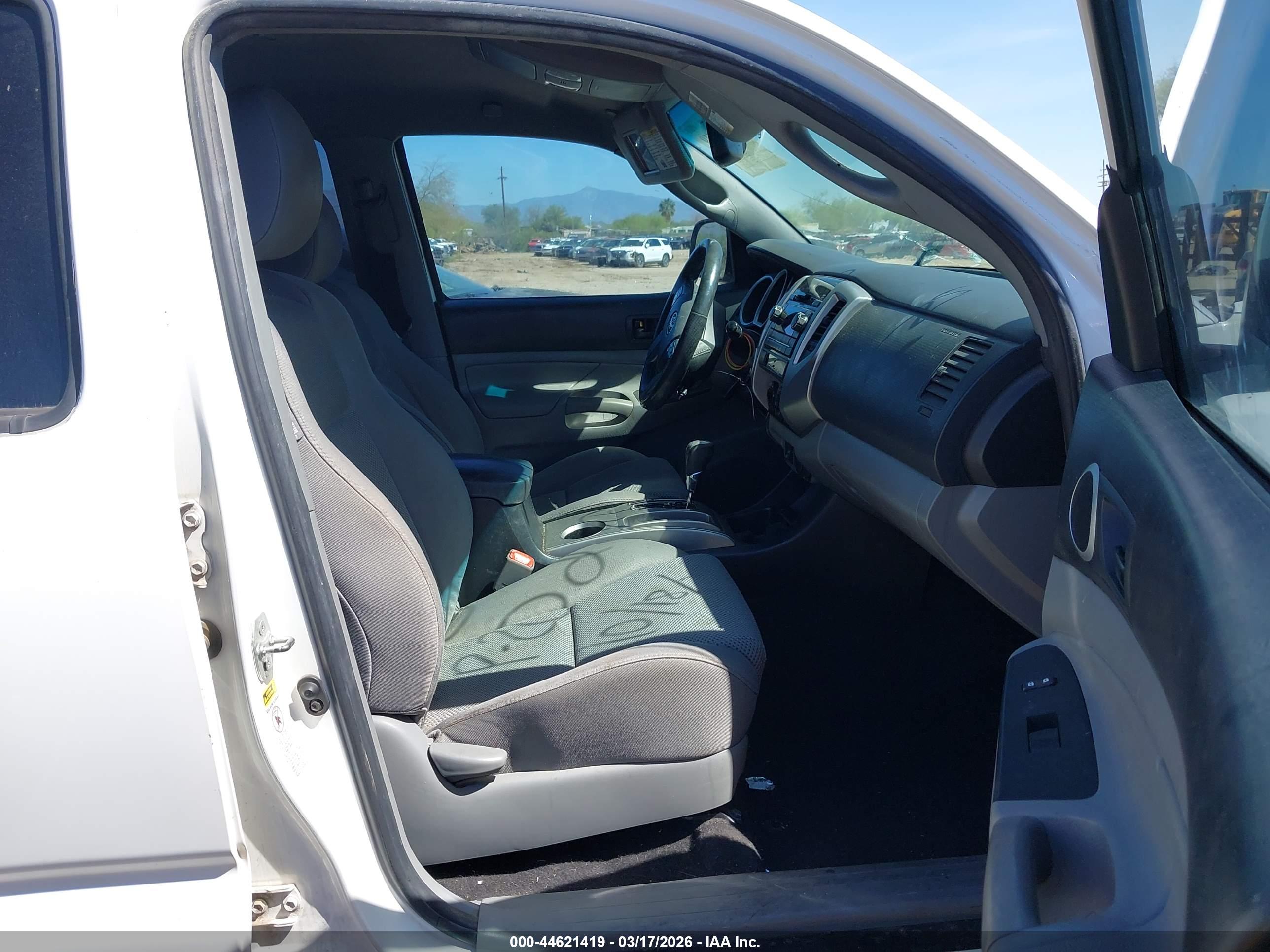 TOYOTA TACOMA image 5
