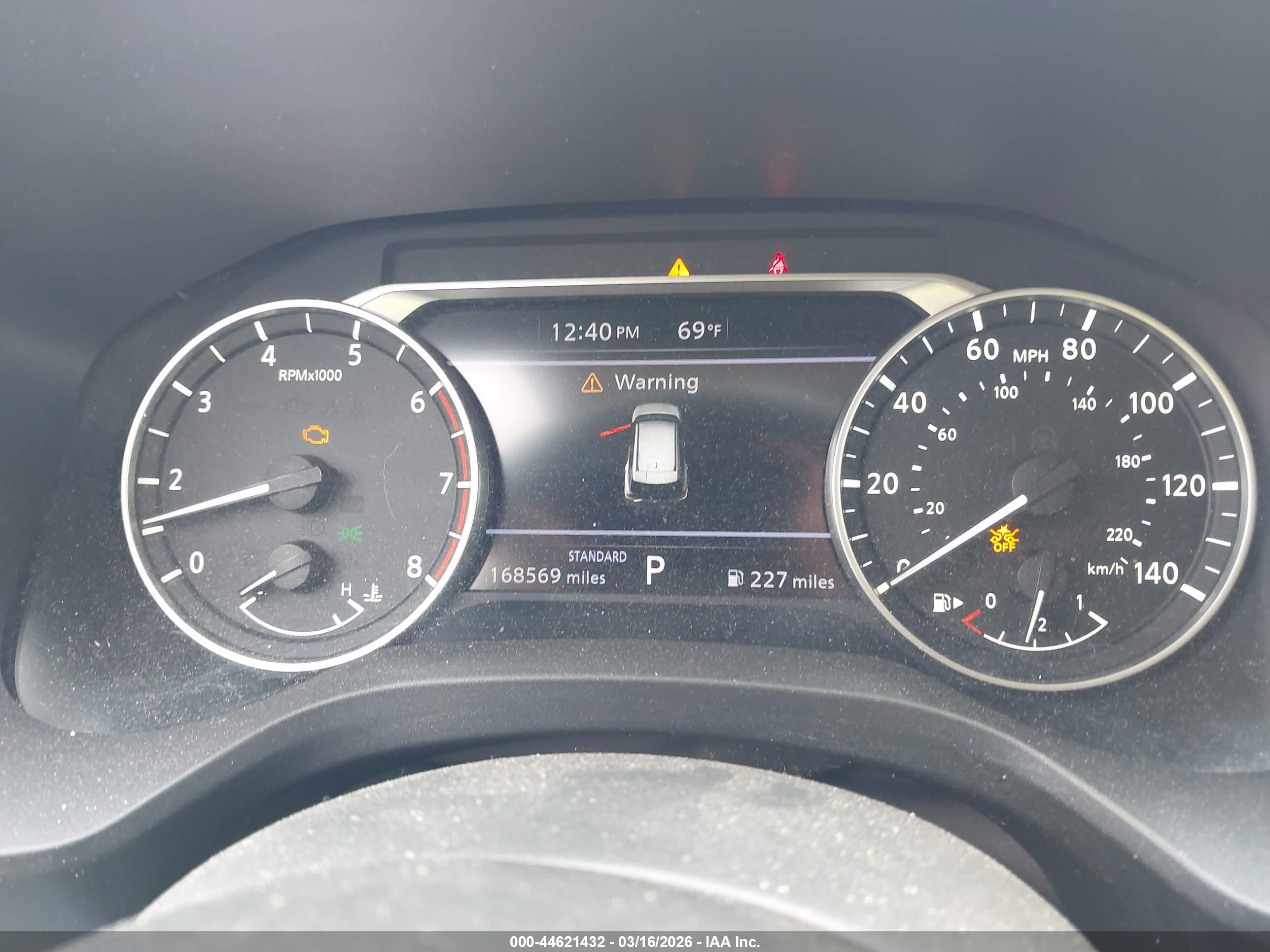 NISSAN ROGUE image 7