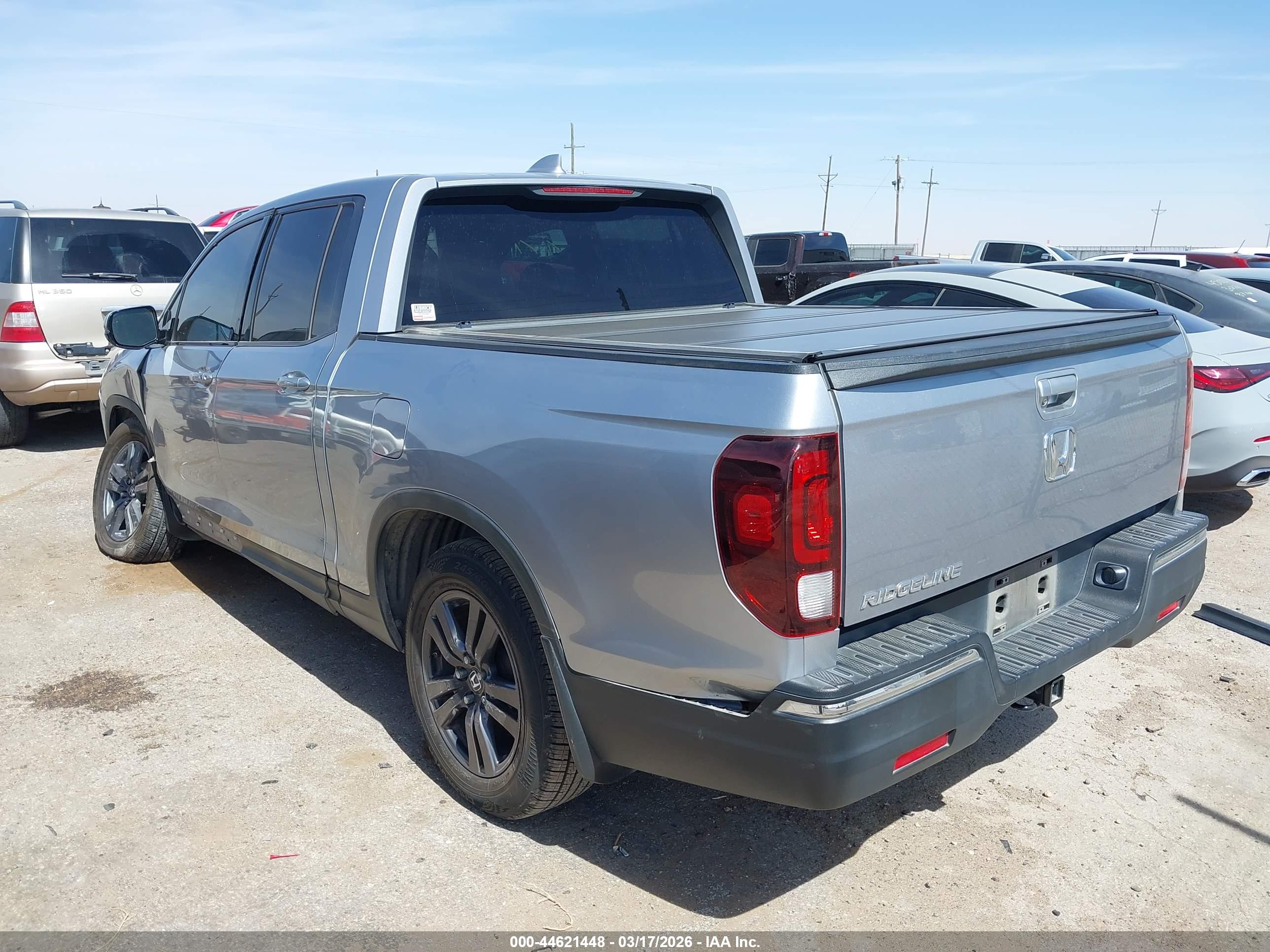 HONDA RIDGELINE image 3