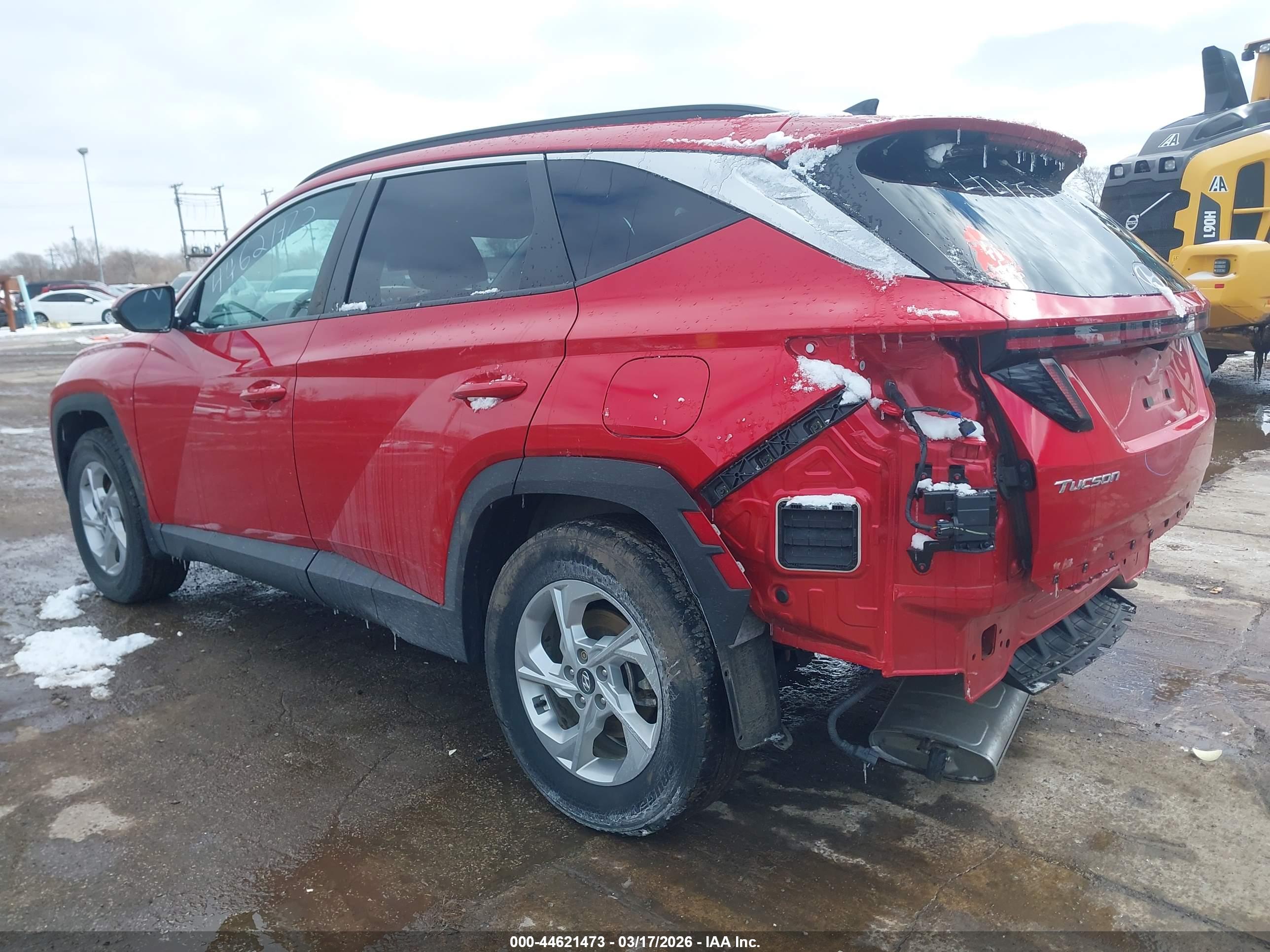 HYUNDAI TUCSON image 3
