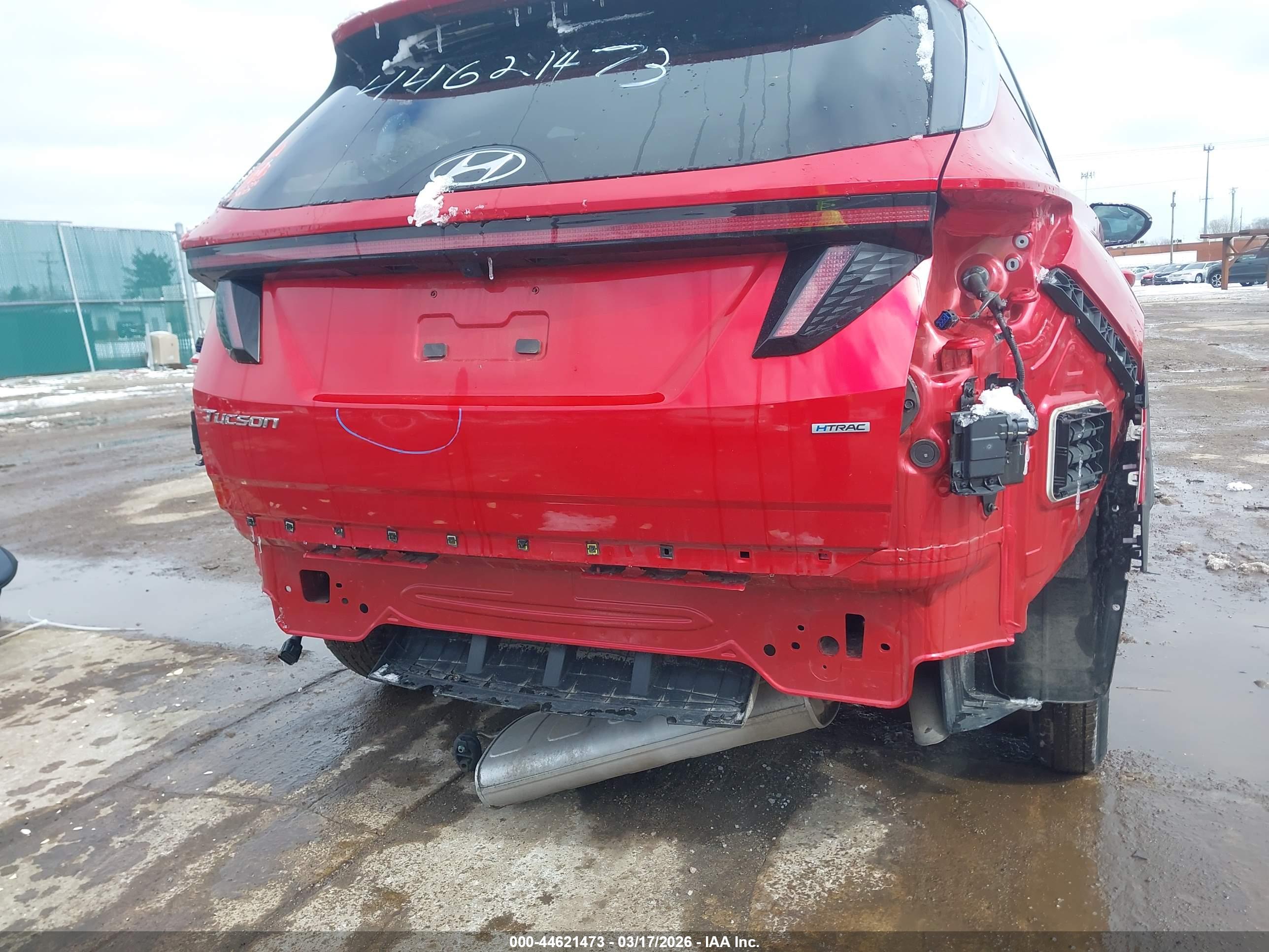 HYUNDAI TUCSON image 6