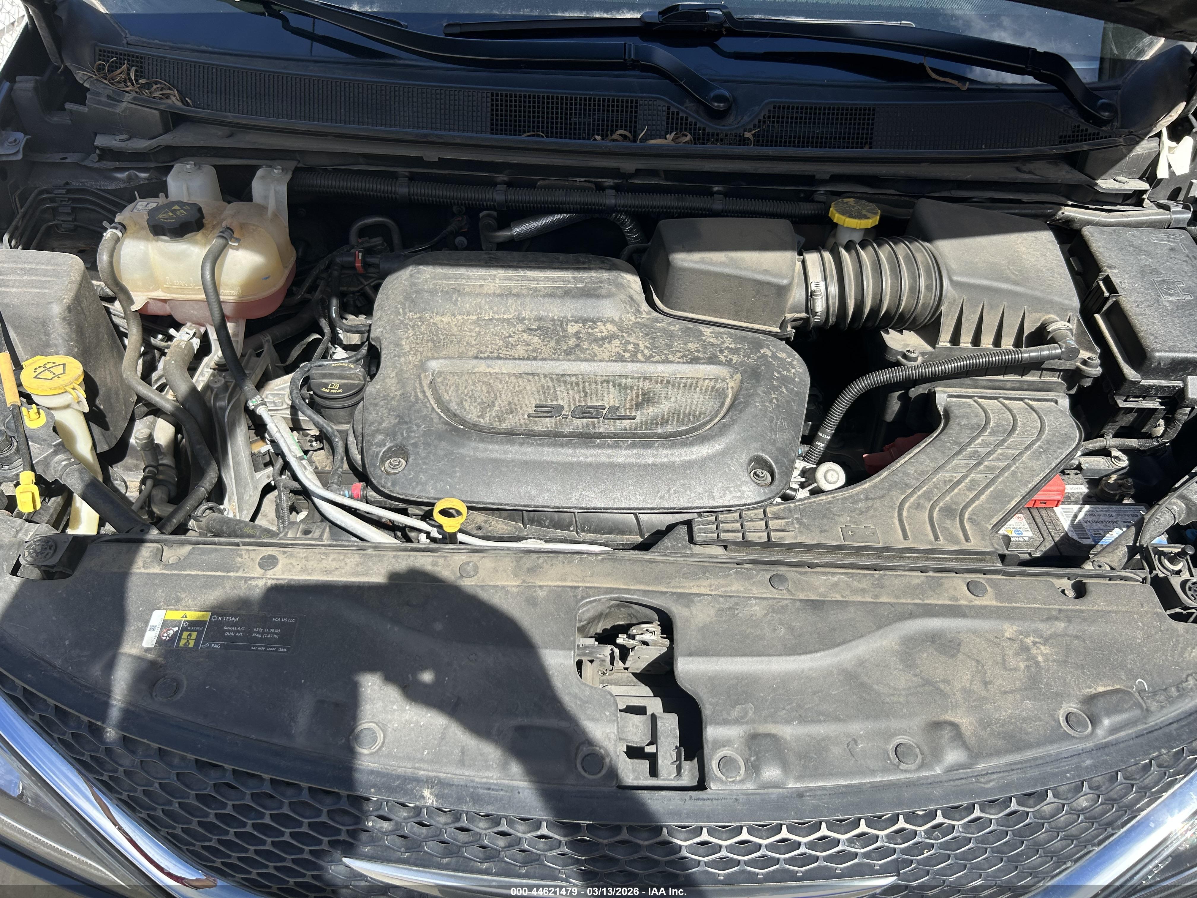 CHRYSLER PACIFICA image 10