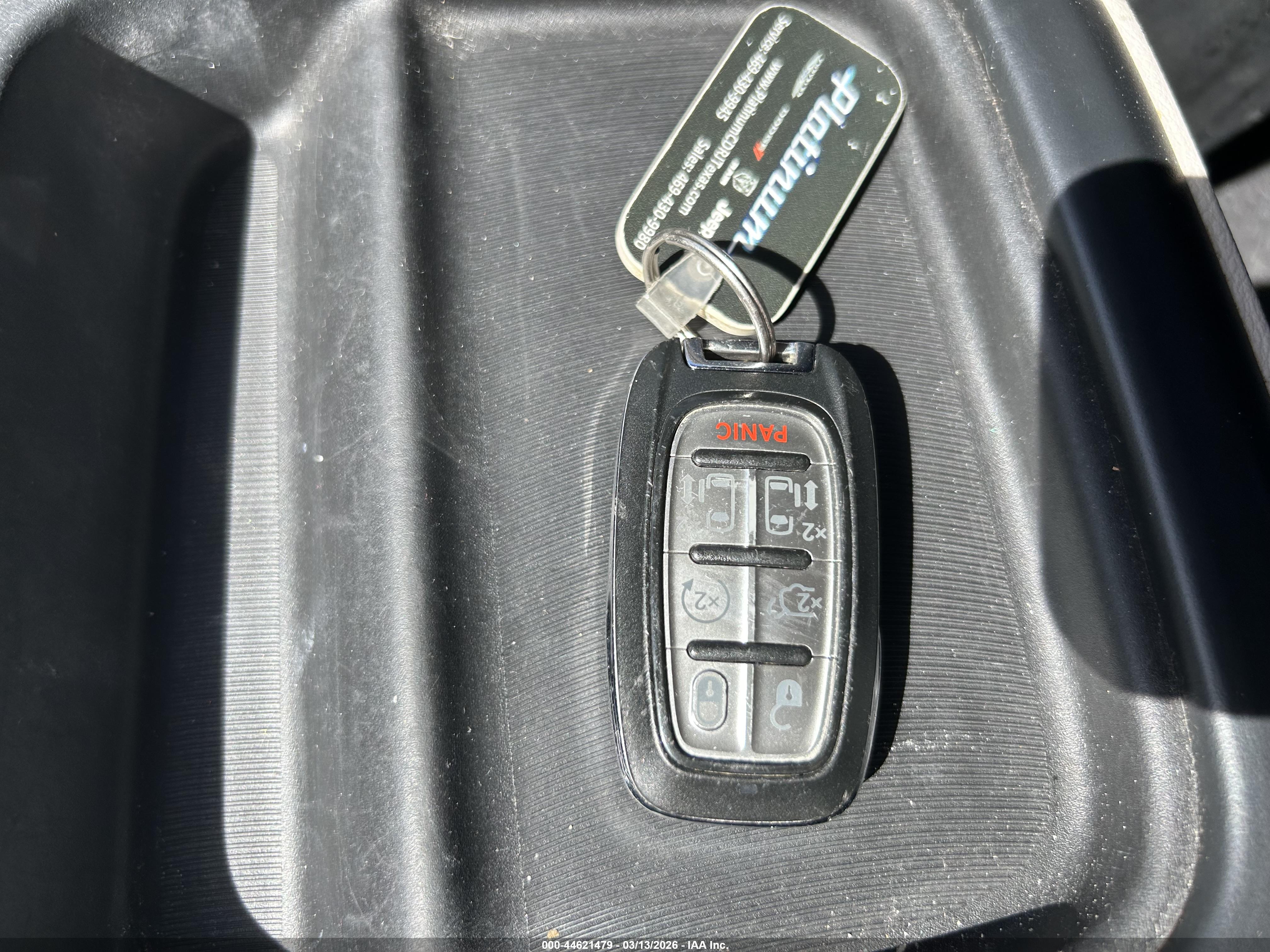 CHRYSLER PACIFICA image 11