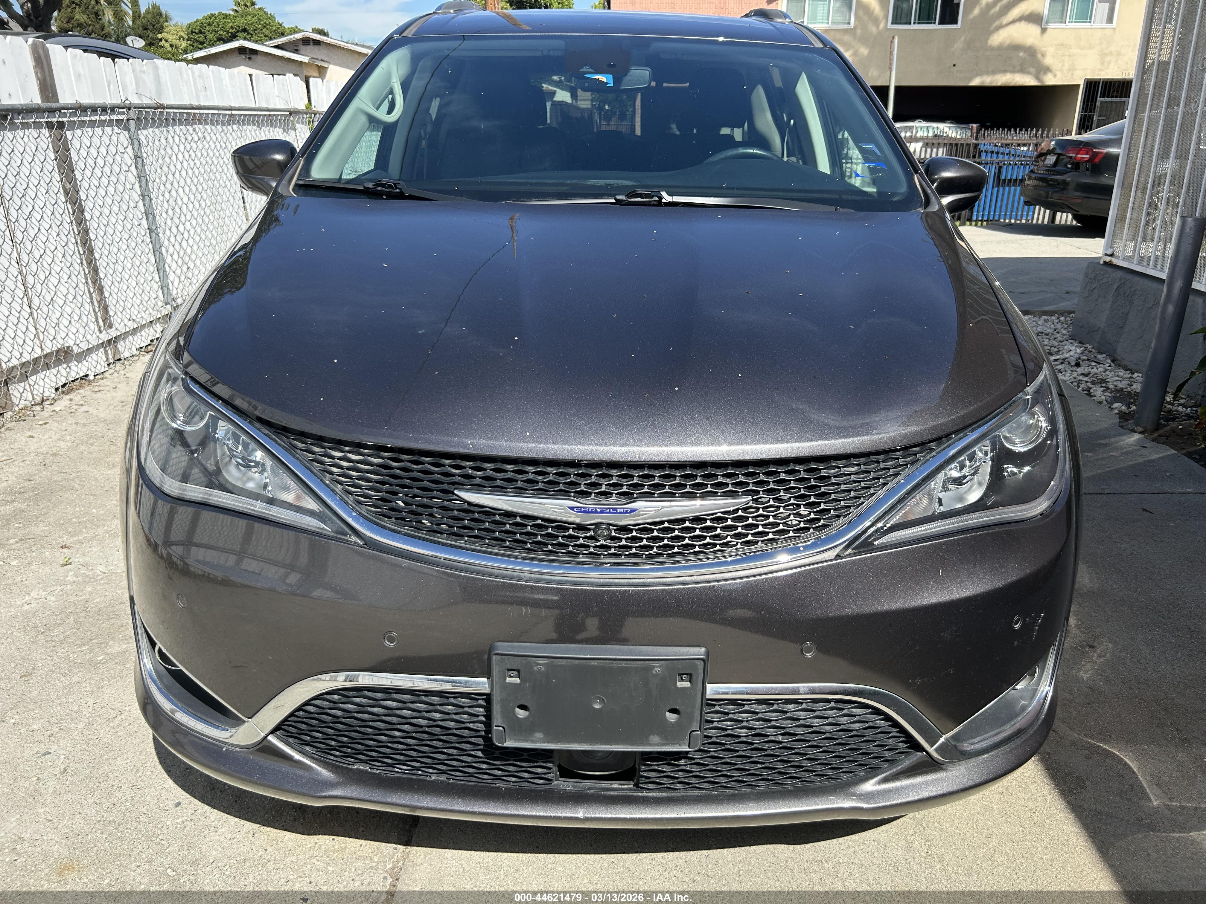 CHRYSLER PACIFICA image 6