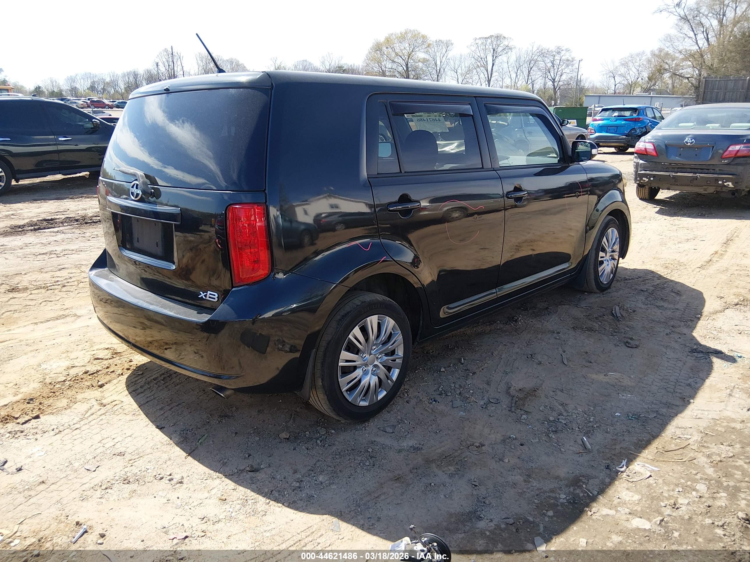 SCION XB image 4