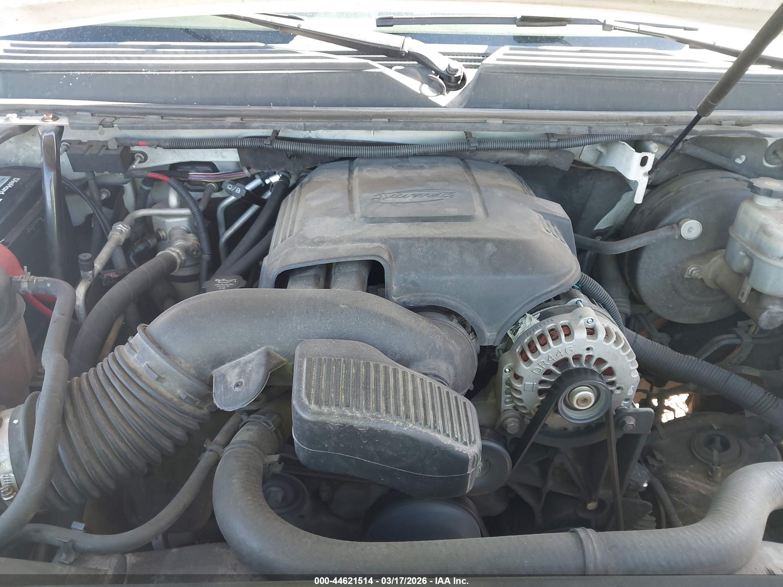 GMC YUKON image 10