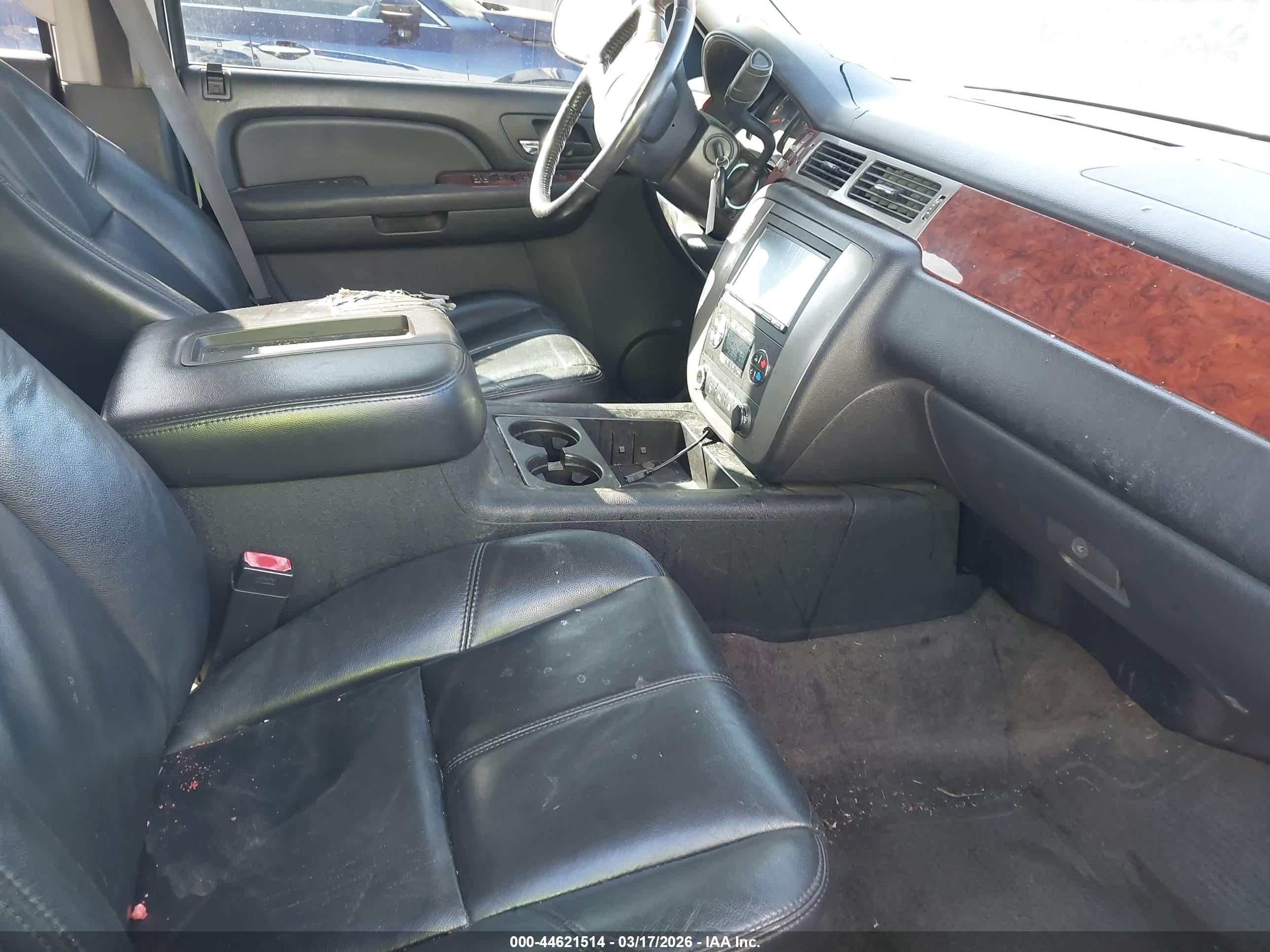 GMC YUKON image 5
