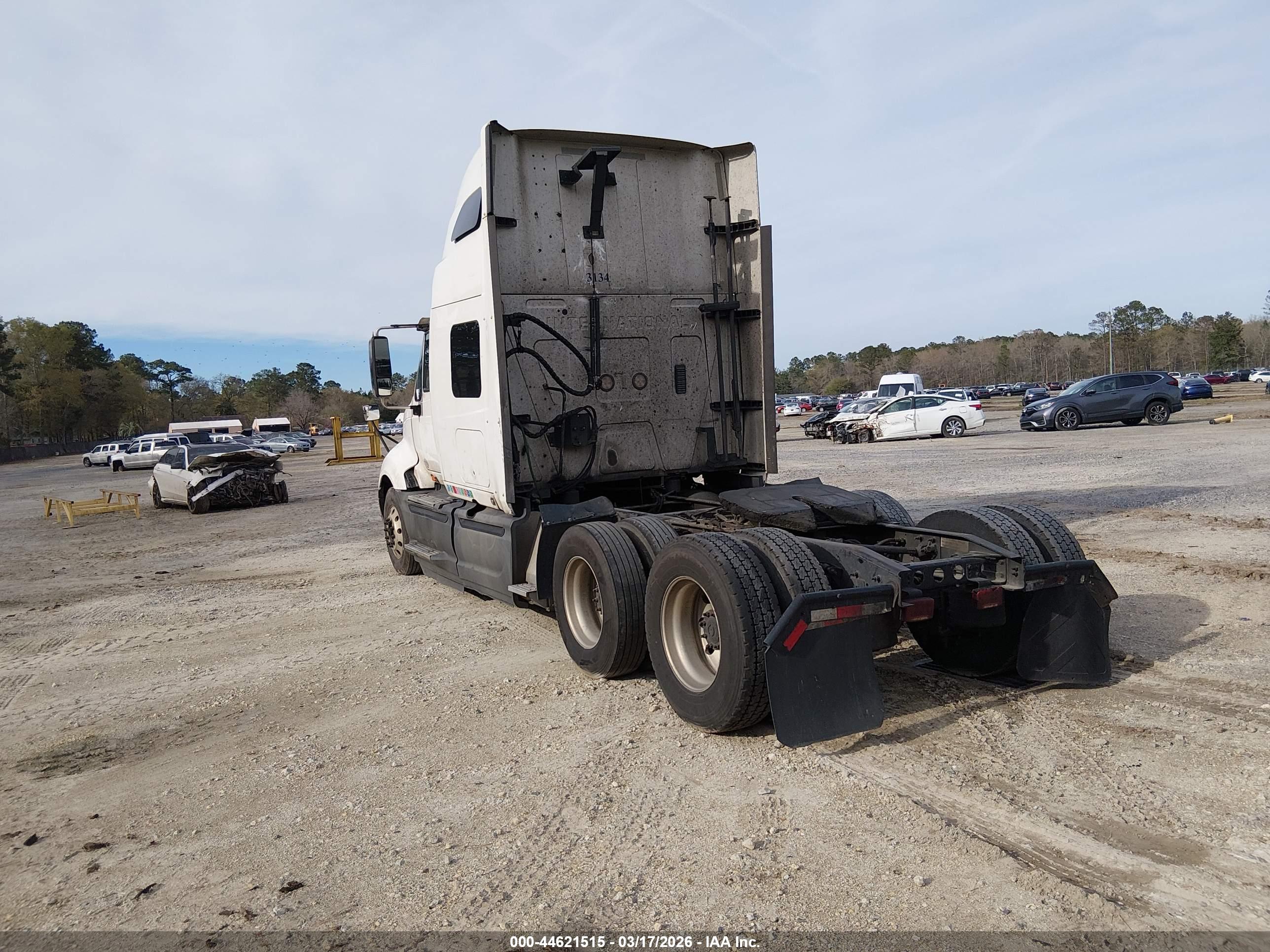 INTERNATIONAL PROSTAR image 3