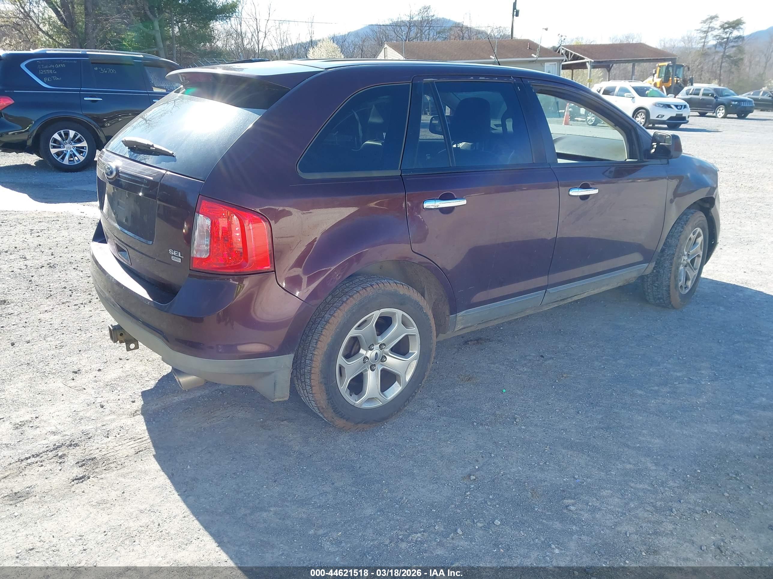 FORD EDGE image 4